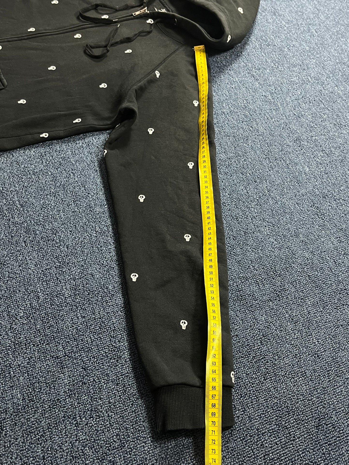 STUSSY ZIP UP HOODIE (L)