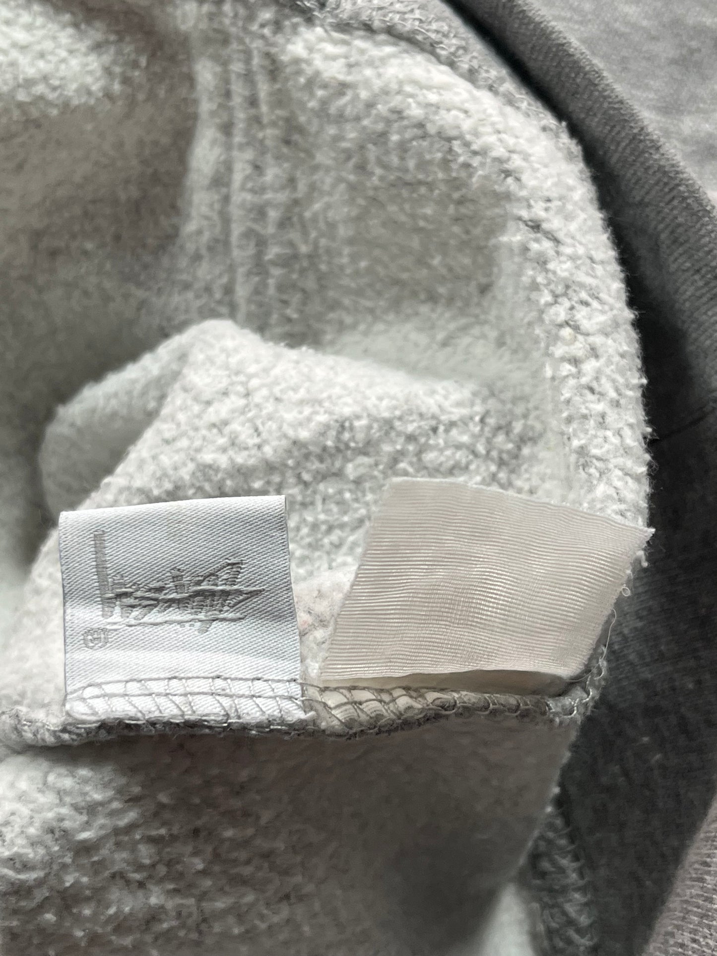 STUSSY ZIP UP HOODIE (M)