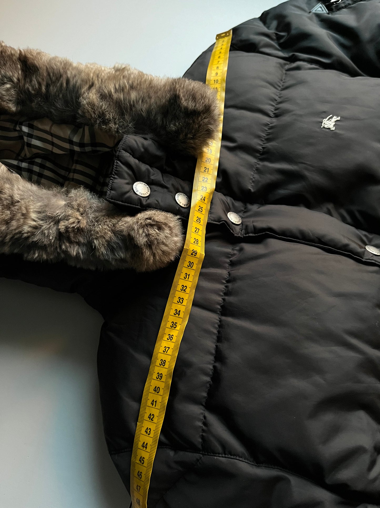 00’s BURBERRY made in Japan real fur down jacket (M) - black