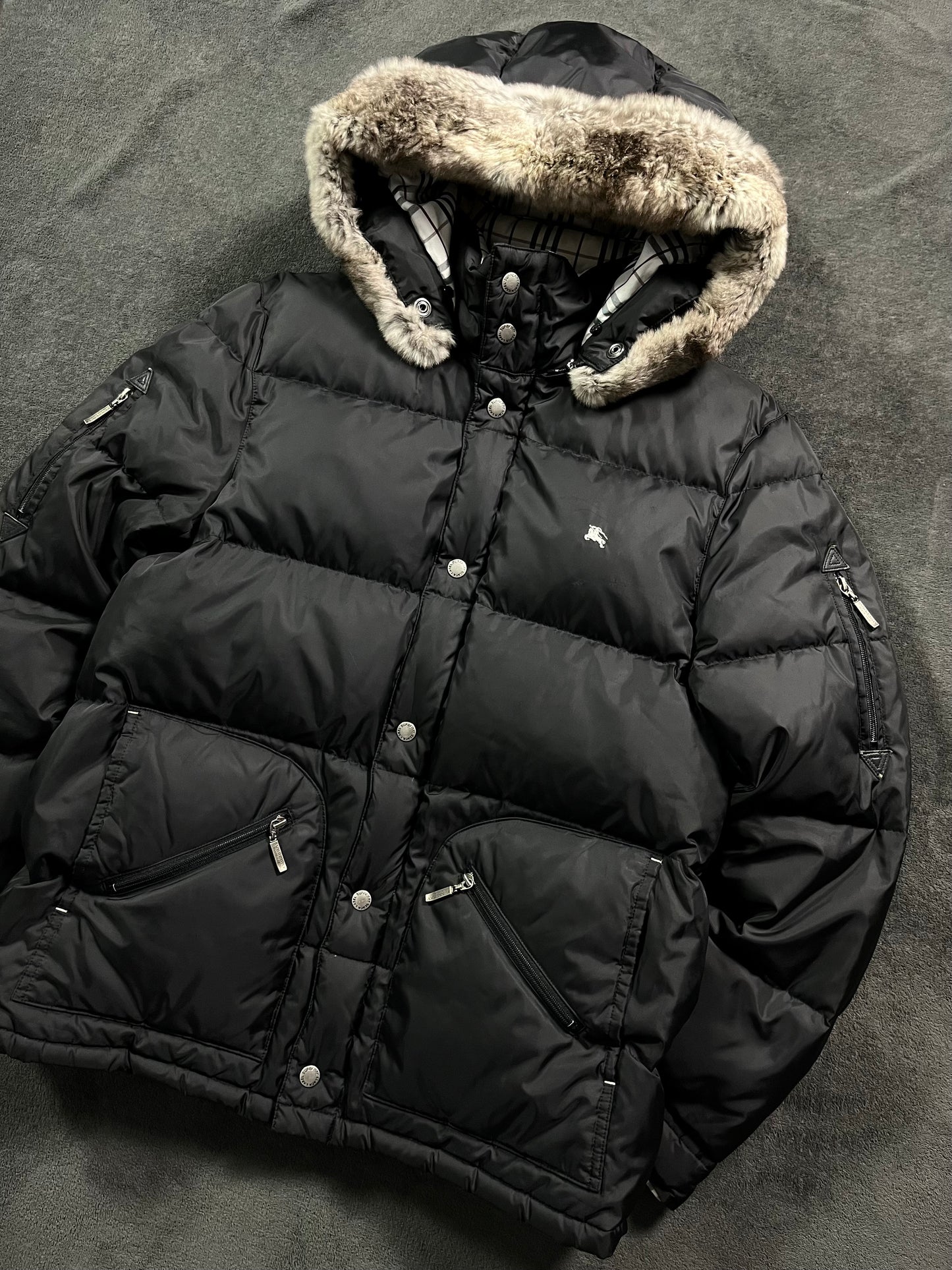 00’s BURBERRY made in Japan real fur down jacket (L)