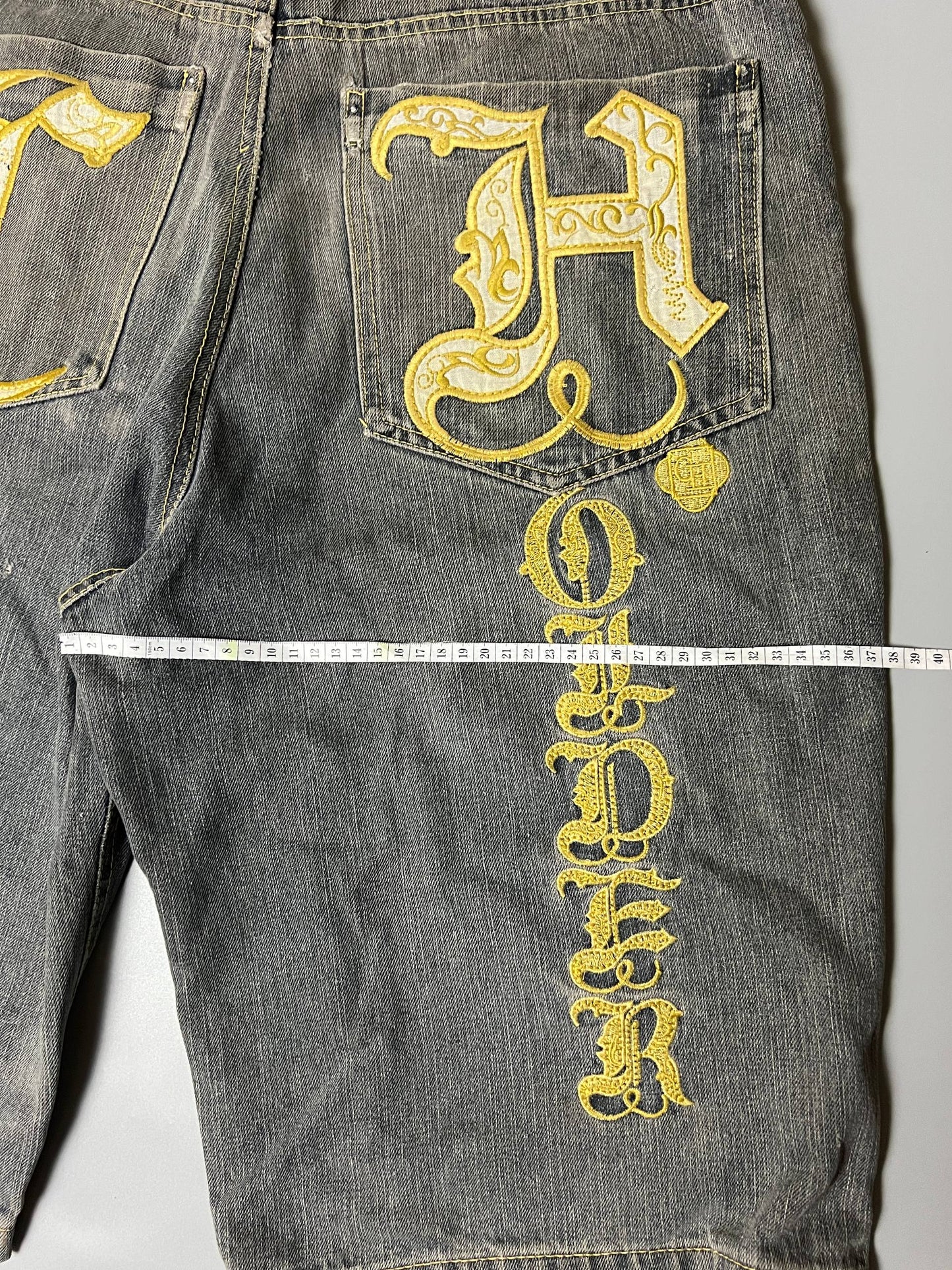 CROWN HOLDER BAGGY JORTS (34)