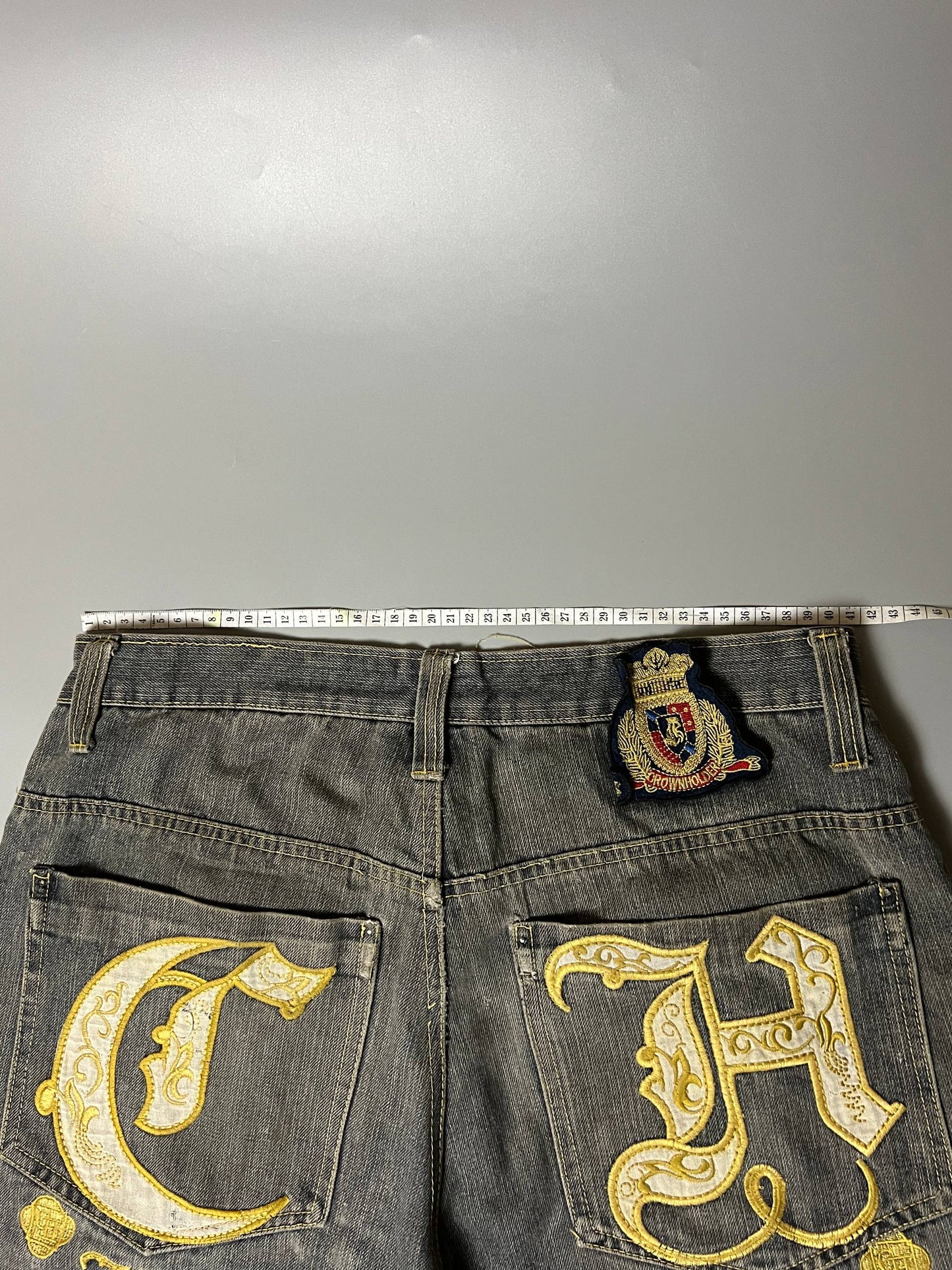 CROWN HOLDER BAGGY JORTS (34)