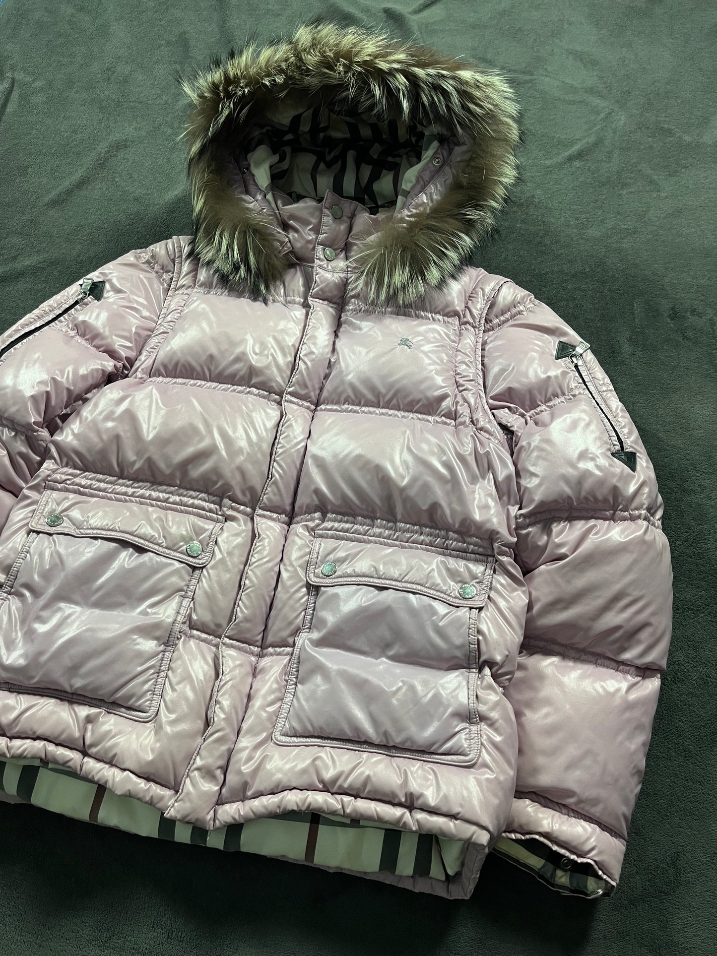 00’s BURBERRY made in Japan real fur down jacket (L)