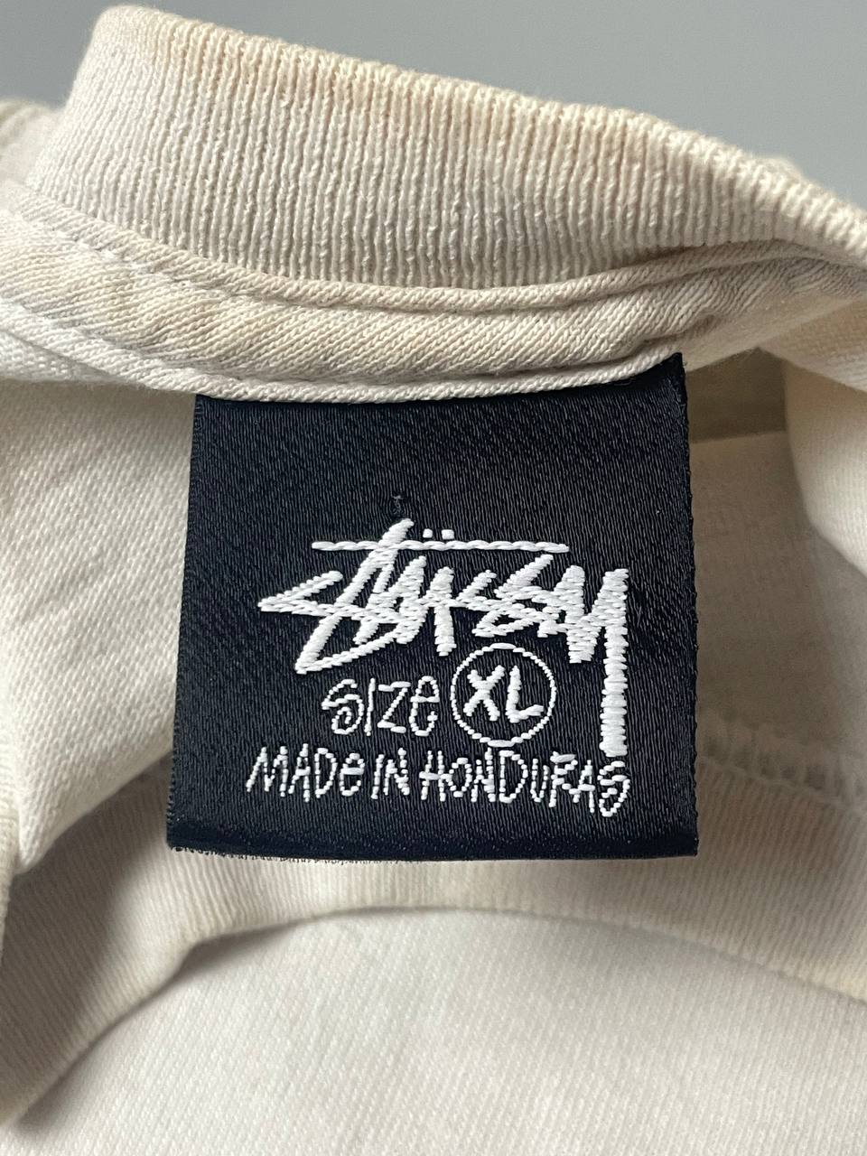 STUSSY TEE (XL)