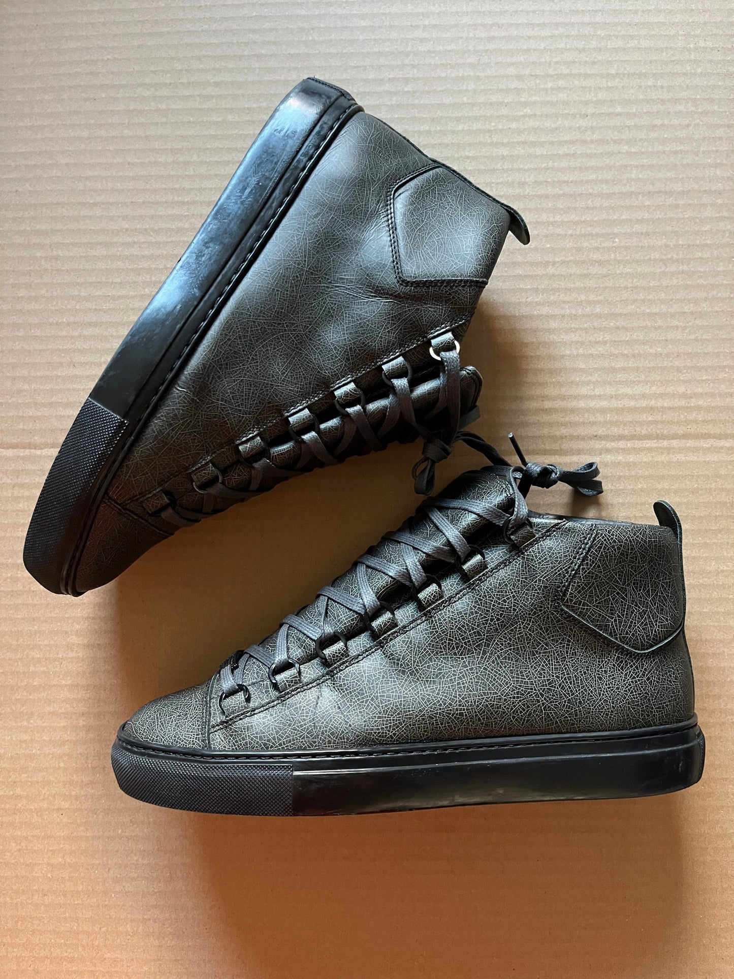BALENCIAGA ARENA (40)
