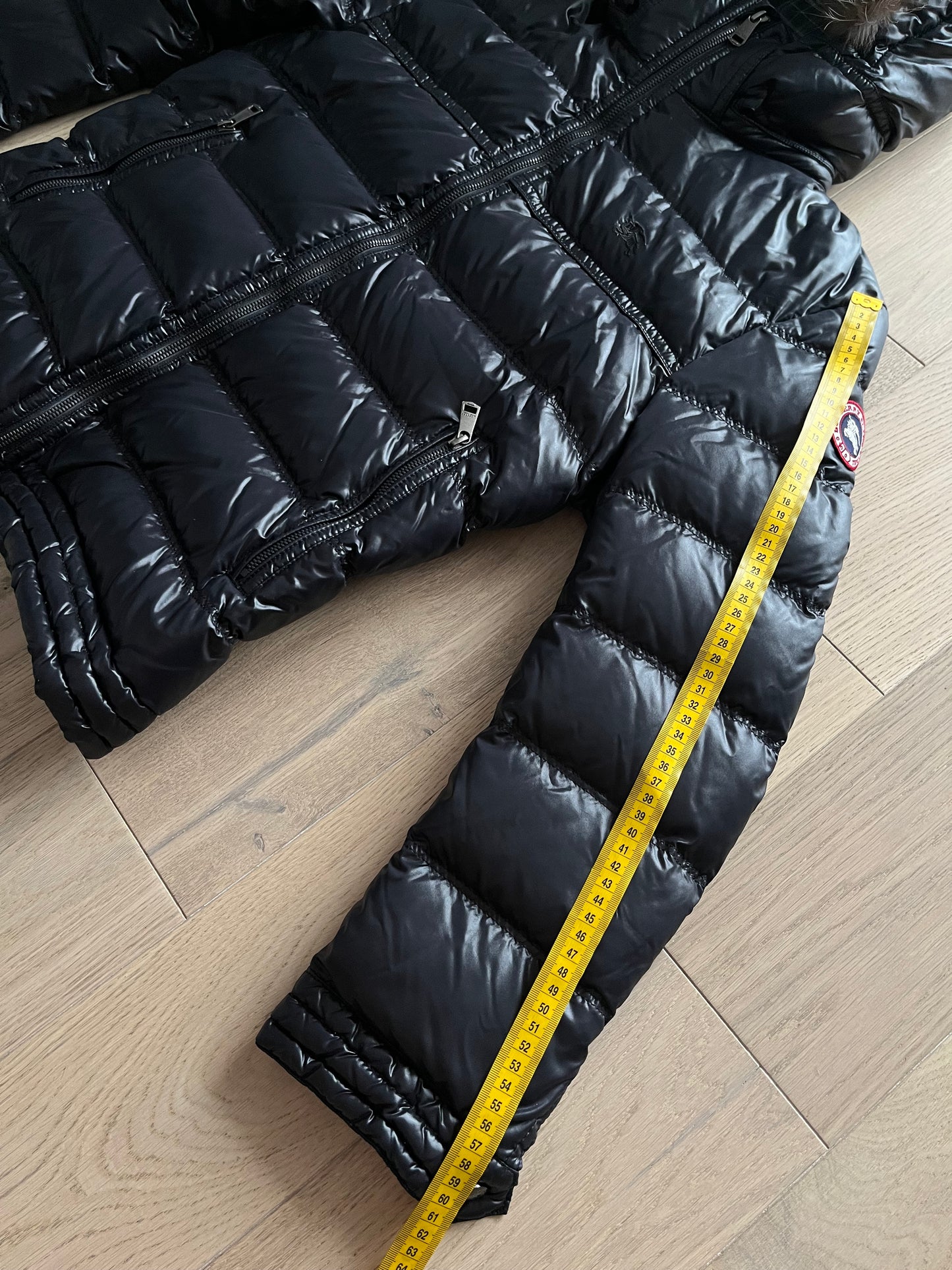 00’s BURBERRY made in Japan real fur down jacket (L/LL) - black
