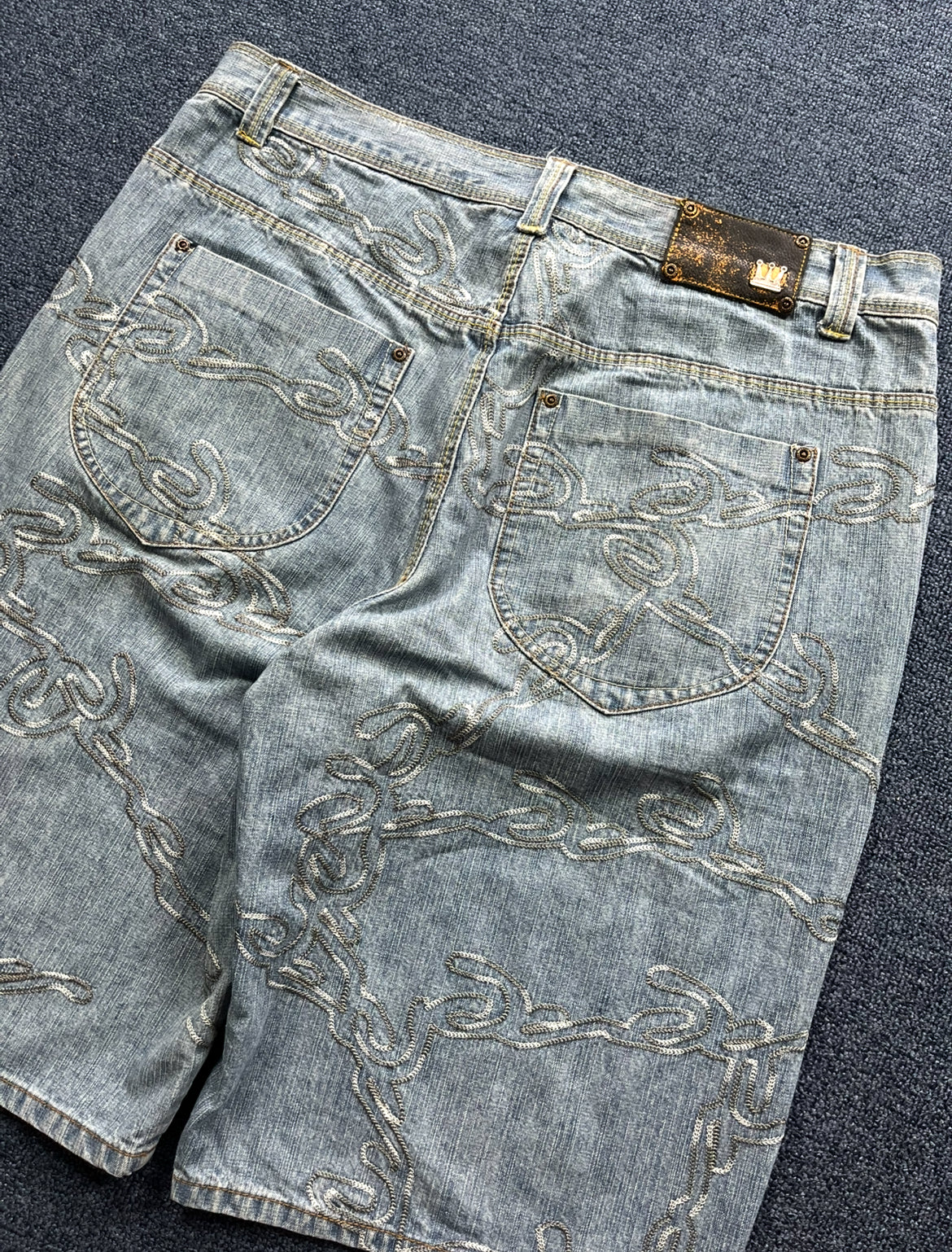 DADA SUPREME BAGGY JORTS (36)