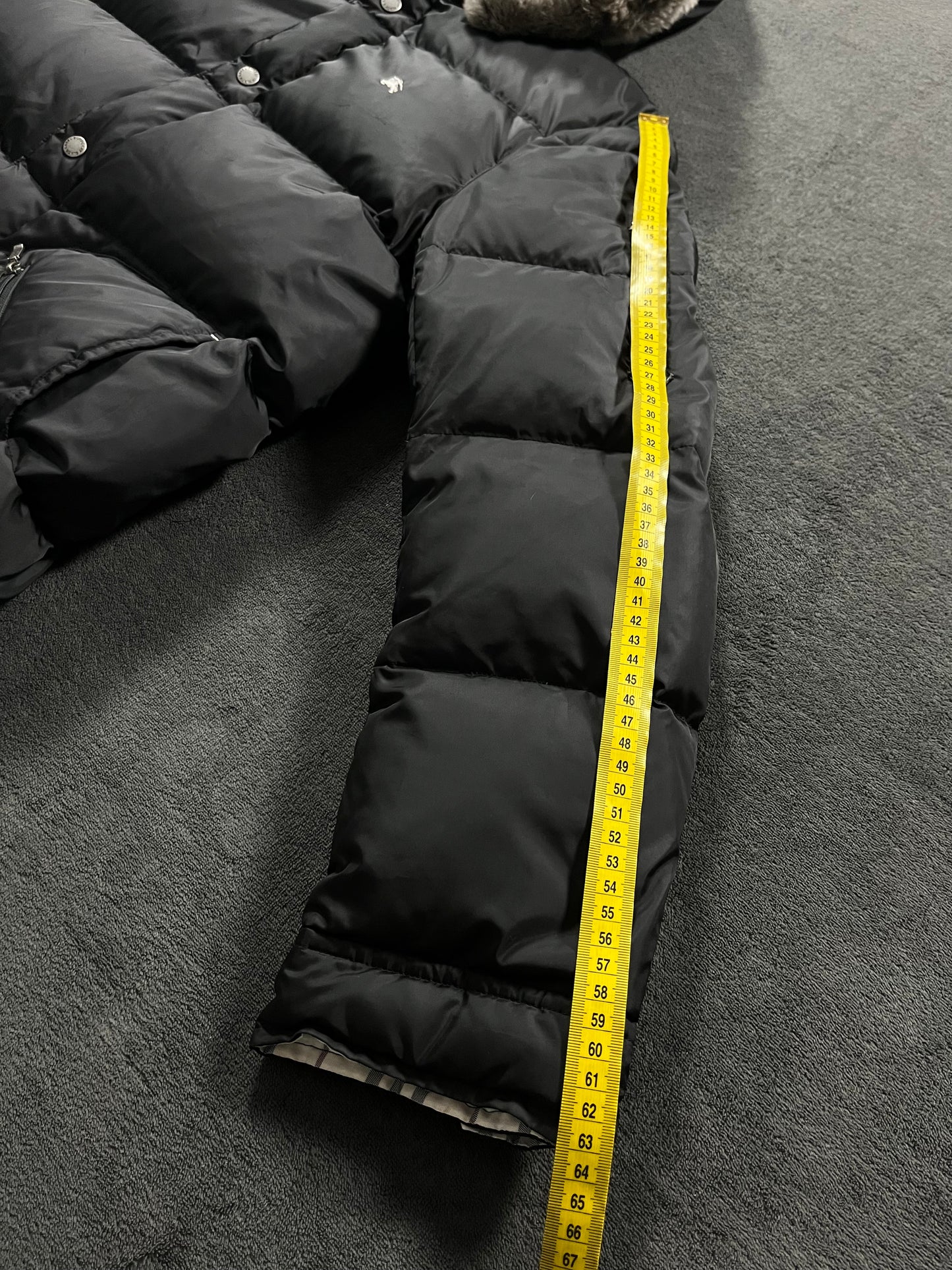 00’s BURBERRY made in Japan real fur down jacket (L)