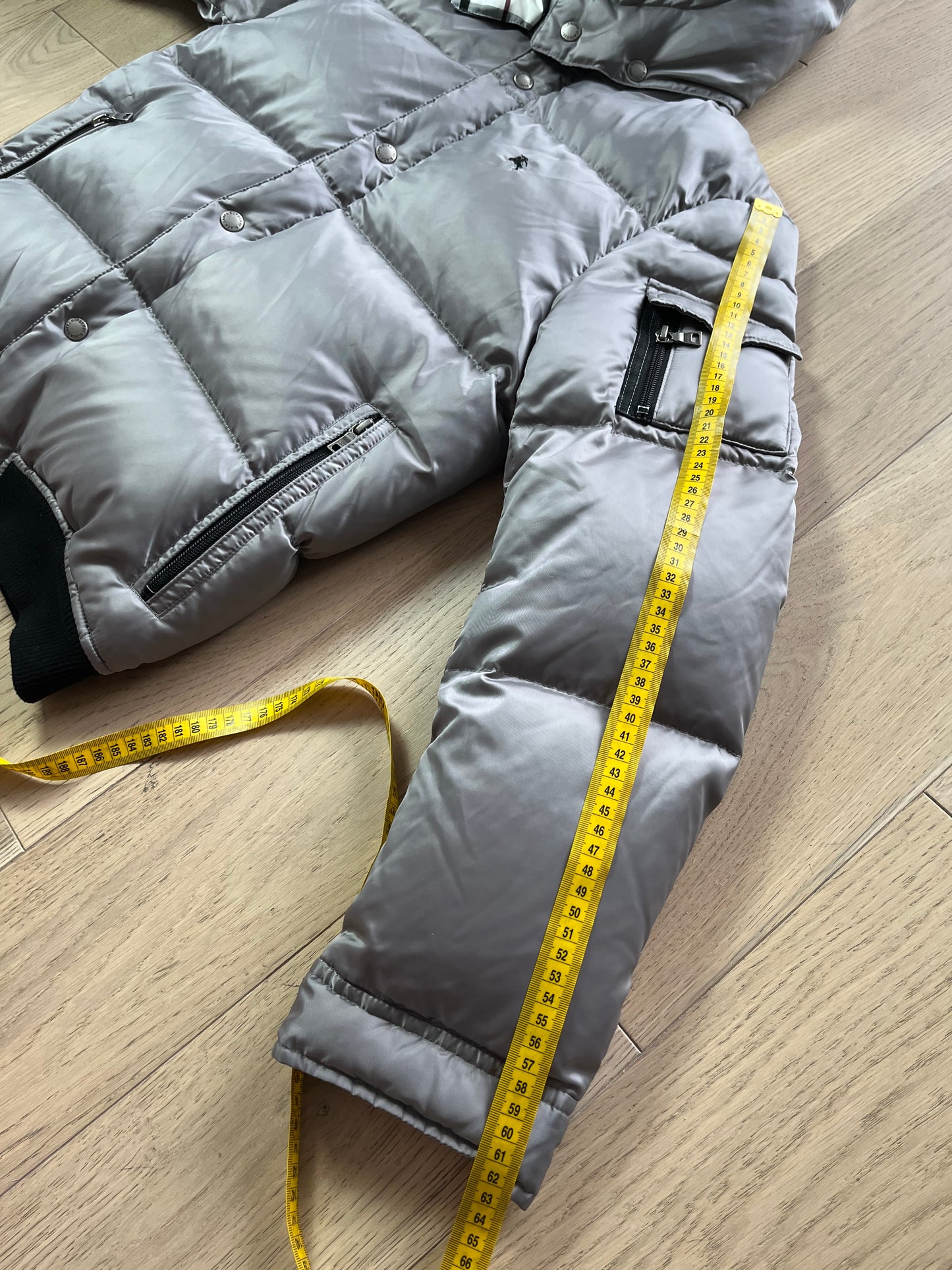 00’s BURBERRY made in Japan real fur down jacket (S/M) - silver grey