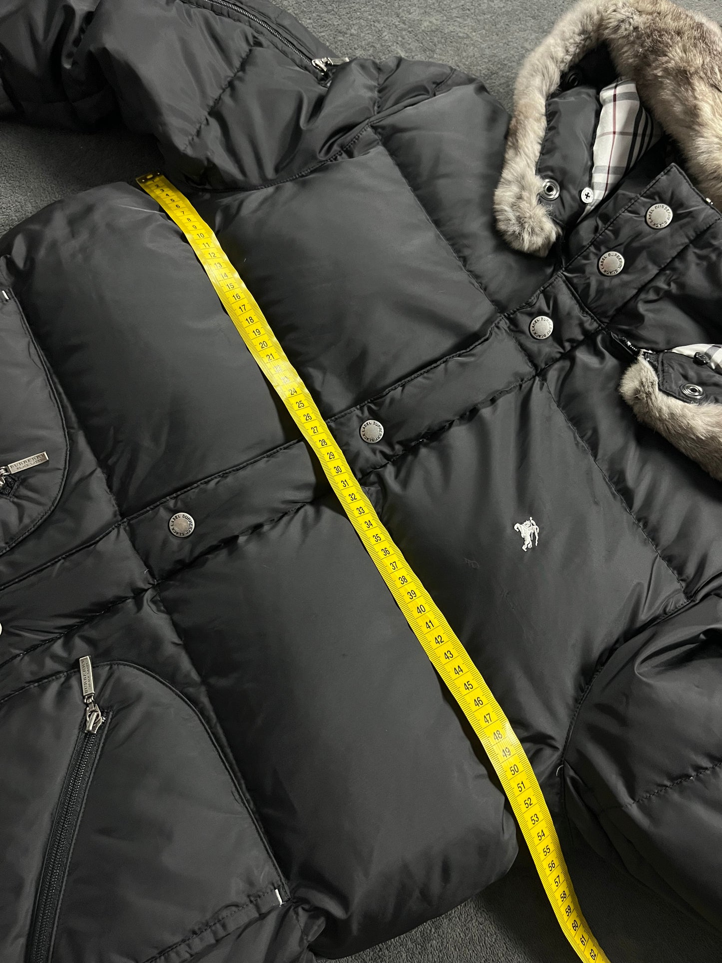 00’s BURBERRY made in Japan real fur down jacket (L)