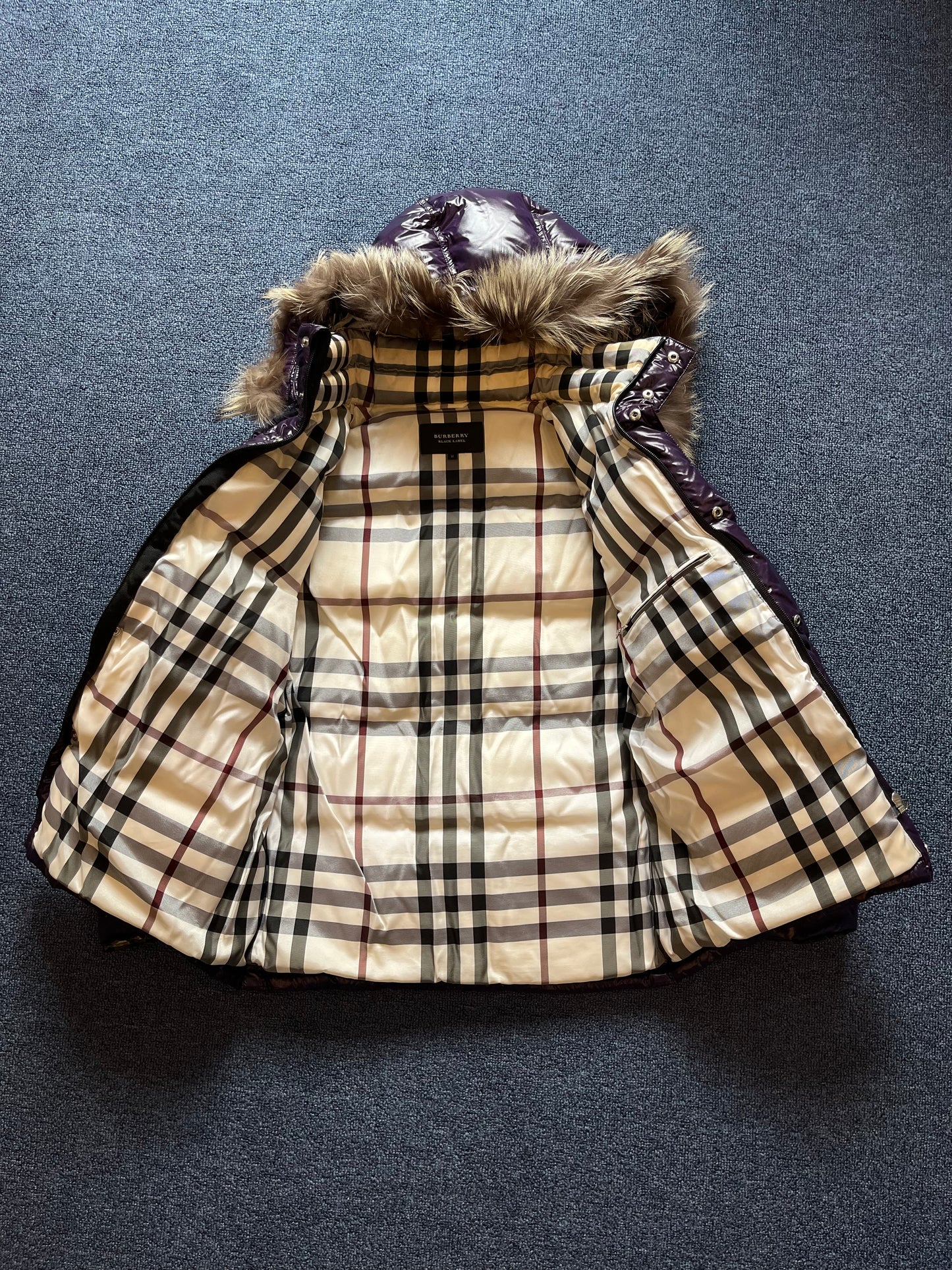 00’s BURBERRY made in Japan real fur down jacket (M)