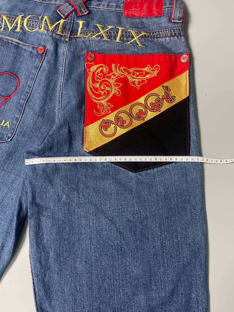 COOGI BAGGY JORTS (38)