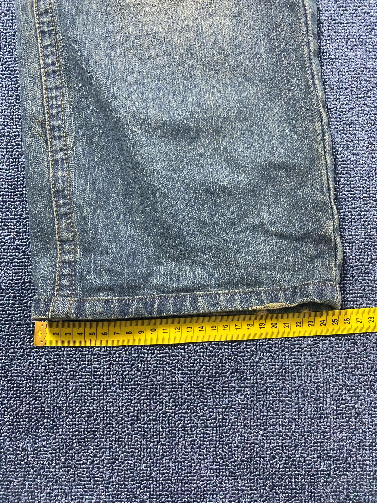 BAGGY RARE TRUE RELIGION LEATHER HORSESHOE (40)