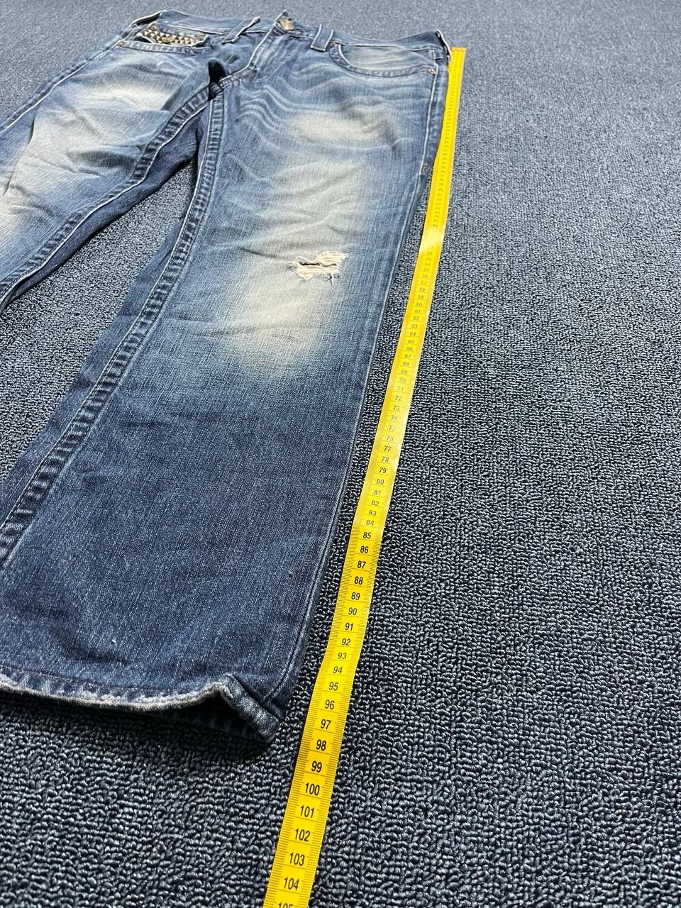 RARE TRUE RELIGION RICKY METAL STUDDED JEANS (33)
