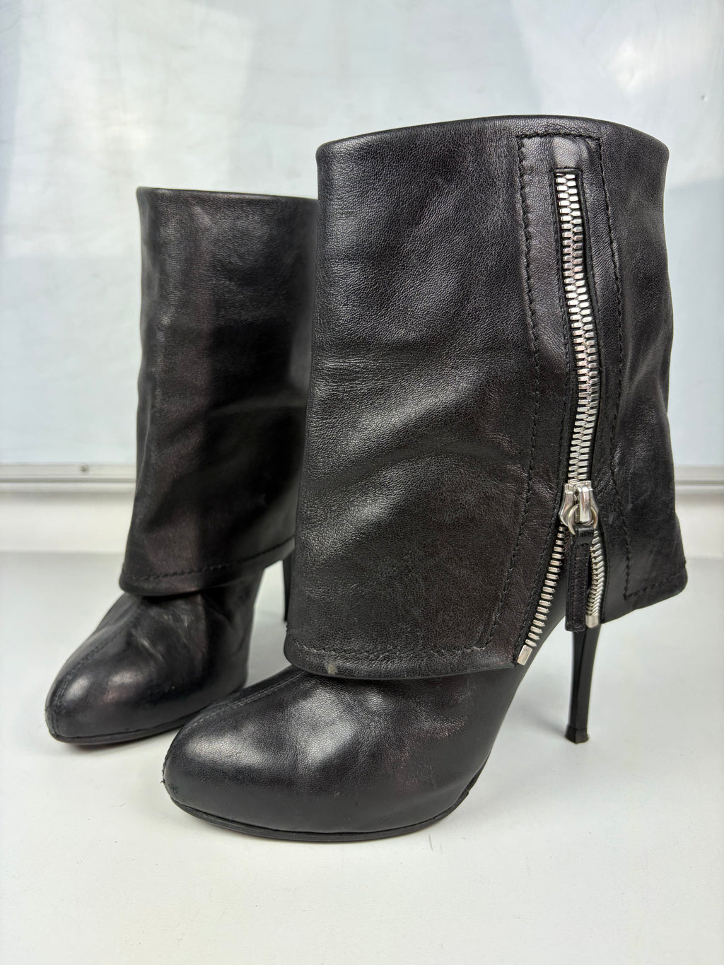 Giuseppe Zanotti fold-over zipper boots - eu 37 / us 7 / uk 4
