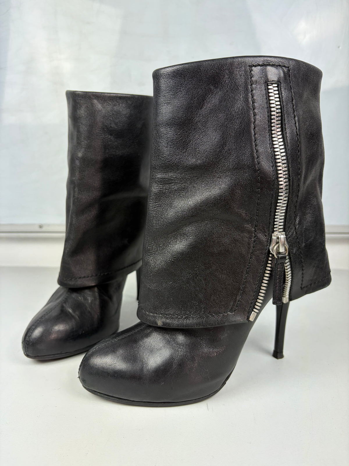 Giuseppe Zanotti fold-over zipper boots - eu 37 / us 7 / uk 4