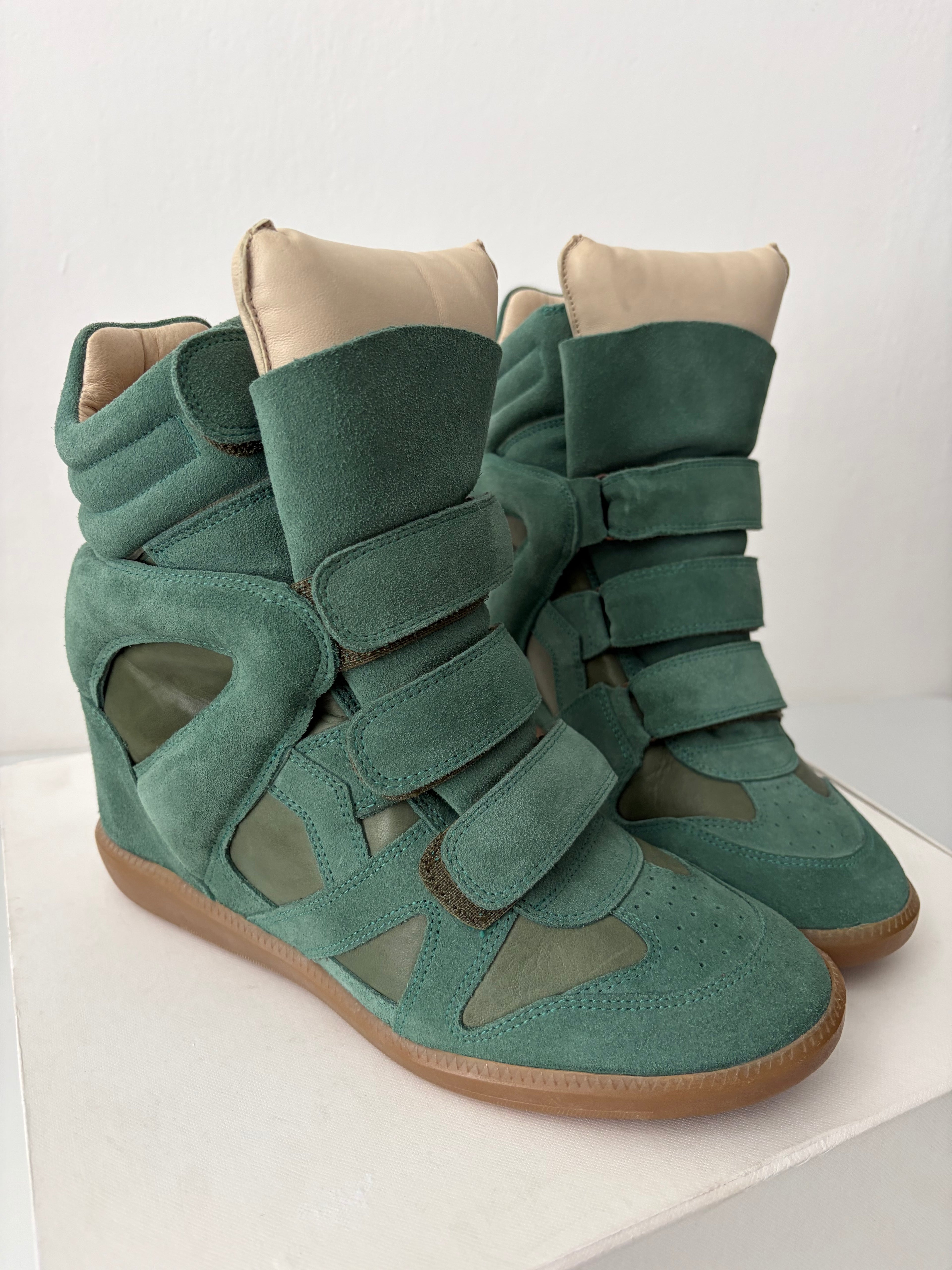 ISABEL MARANT
Bekett wedge sneakers - eu 40 - brand new