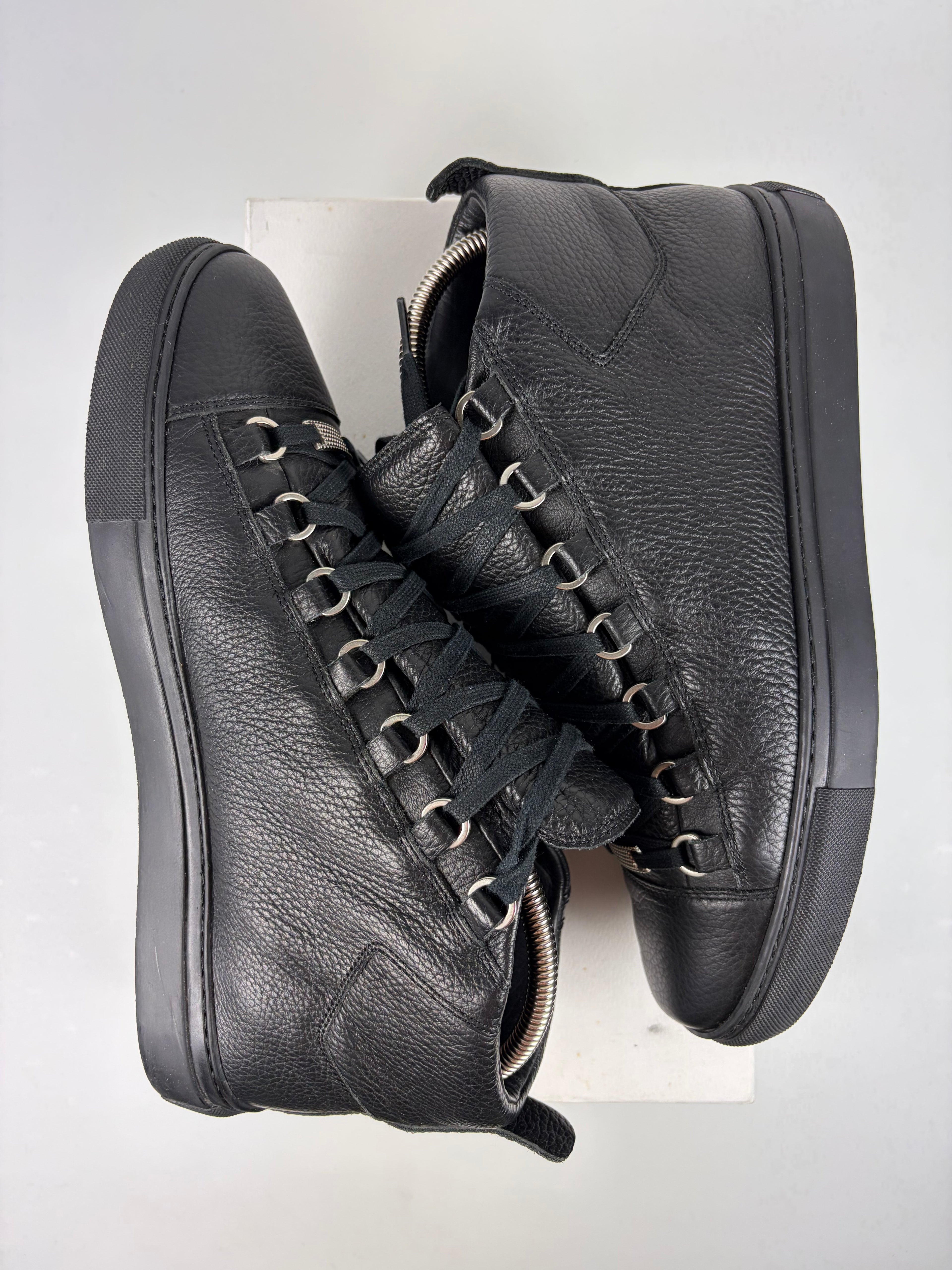 Balenciaga arena high tops - eu 42 / us 9 - black
