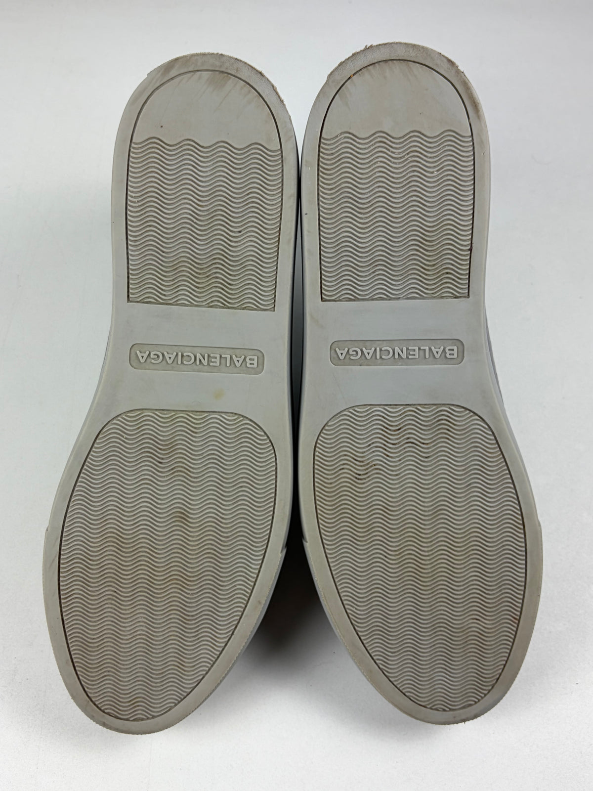 Balenciaga arena low - eu 42 / us 9 / uk 8 - grey