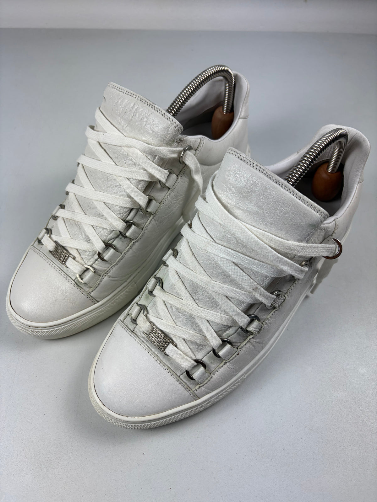 Balenciaga arena low - eu 40 / uk 6 / us 7 - white