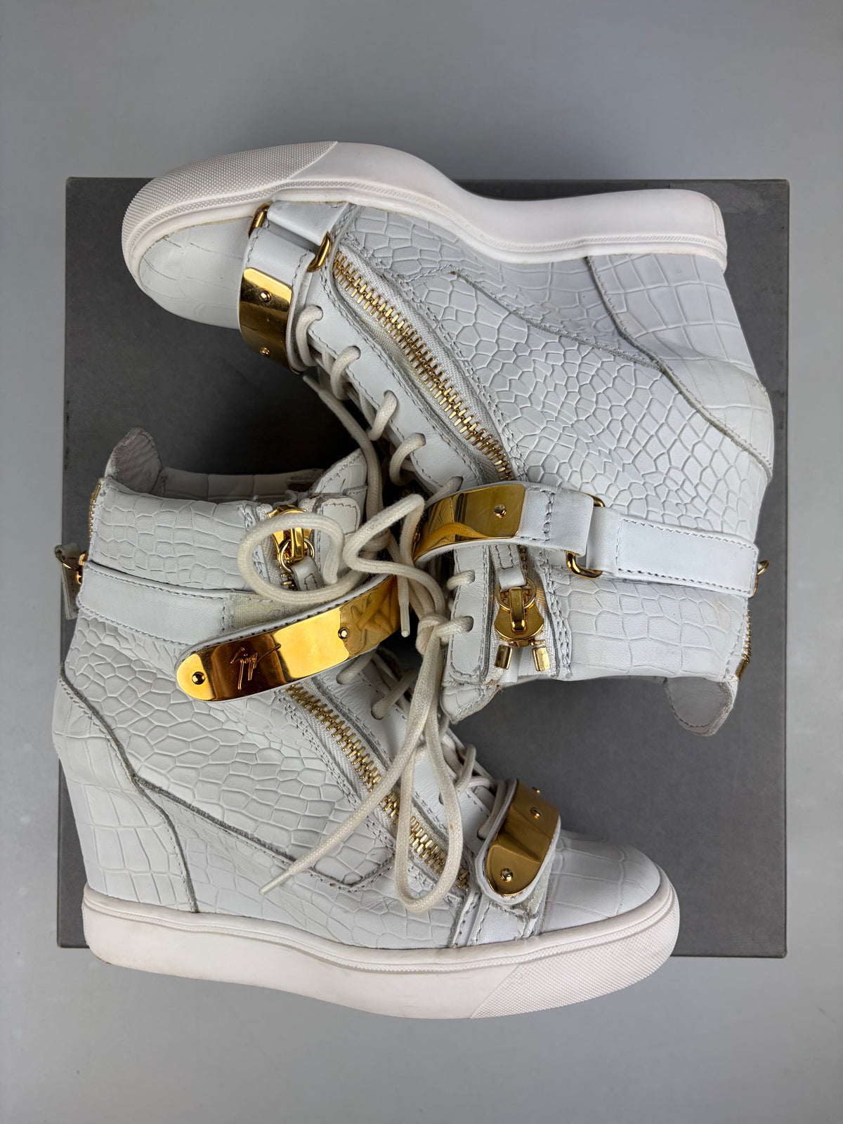 Giuseppe Zanotti white croc-embossed leather wedge sneakers - eu 37.5 / us 7.5 / uk 4.5