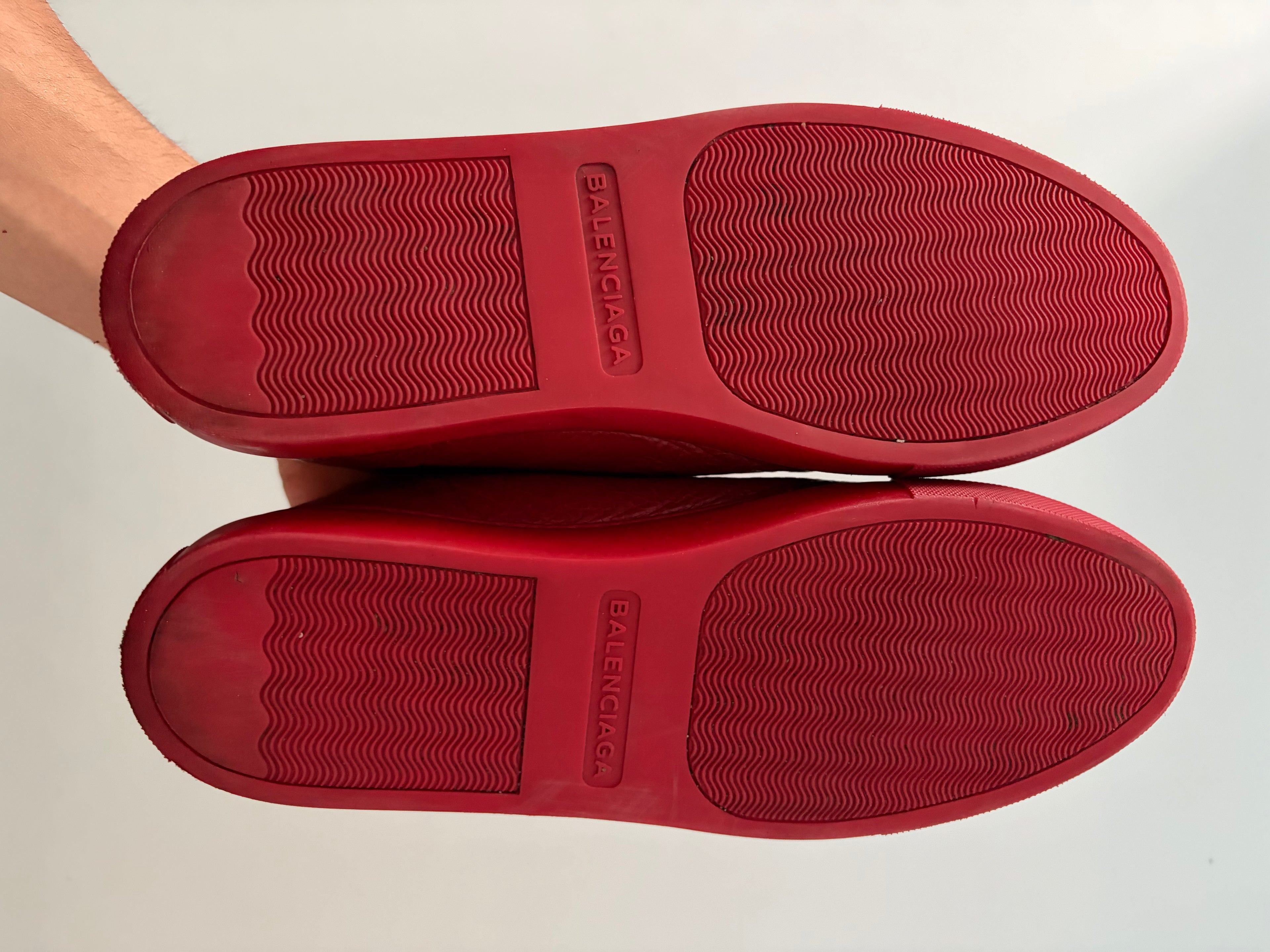 Balenciaga arena high tops - eu 42 - red