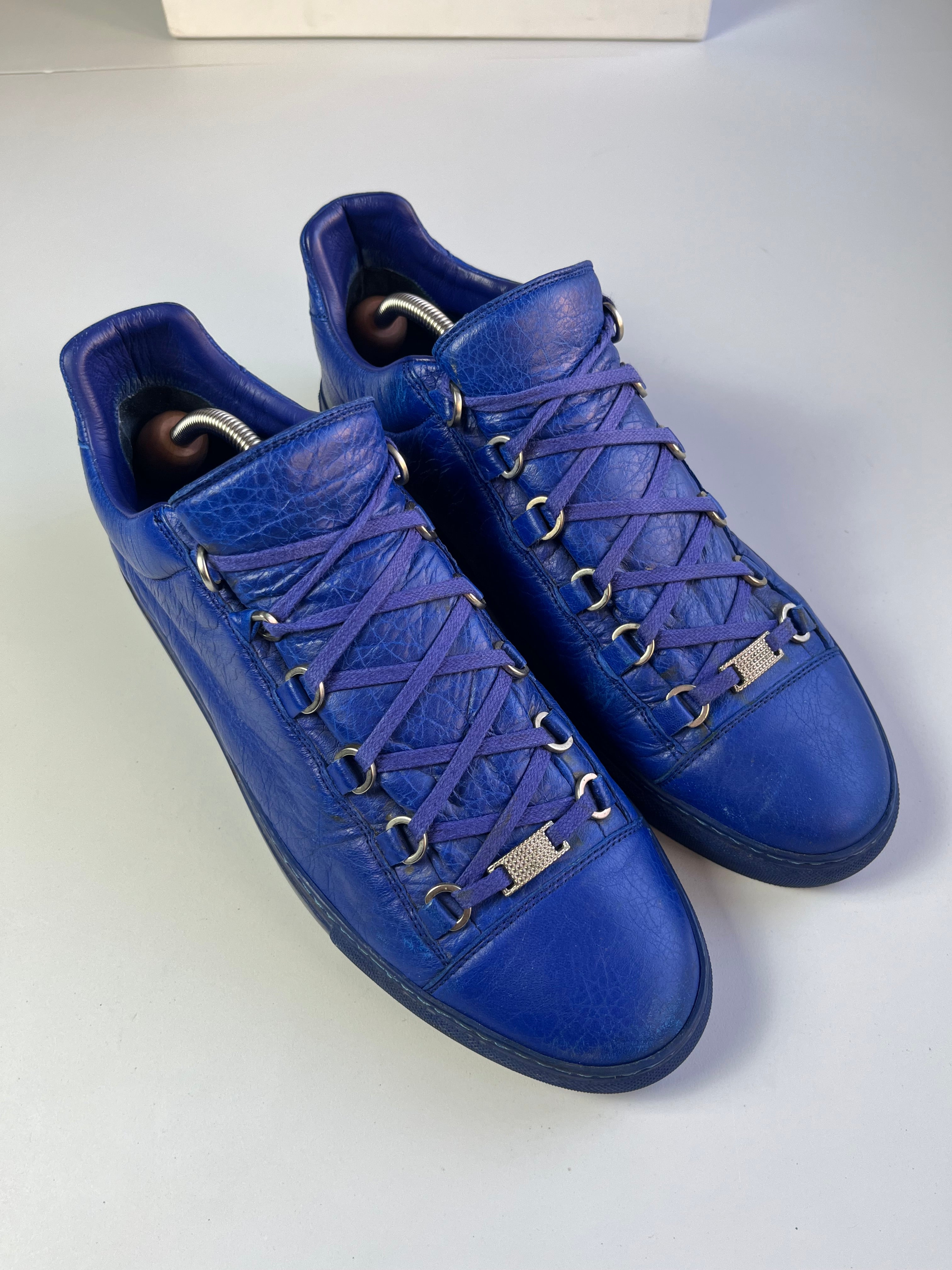 Balenciaga arena low - eu 44 - navy blue