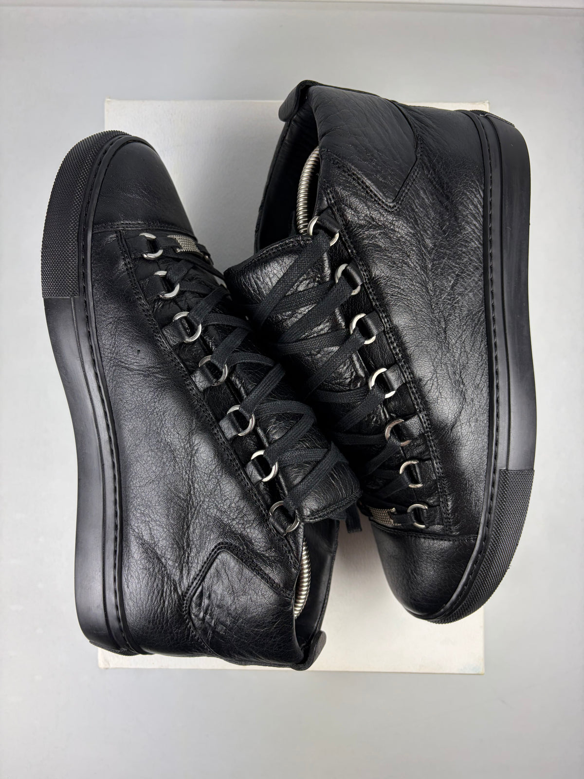 Balenciaga arena high tops - eu 40 / us 7 / uk 6 - black