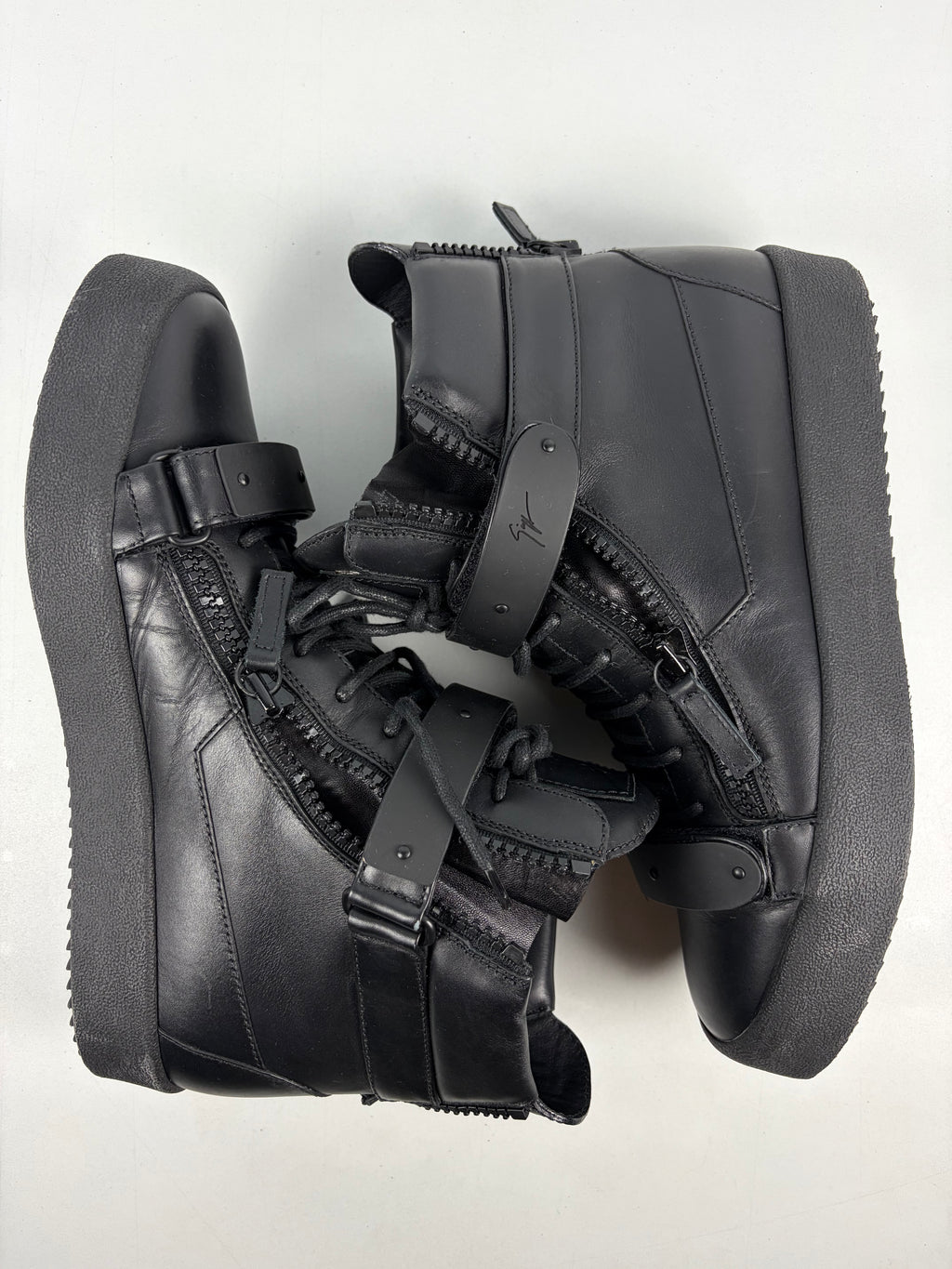 Giuseppe Zanotti 'Coby' double strap high tops - eu 44 / us 11 / uk 10 - triple black