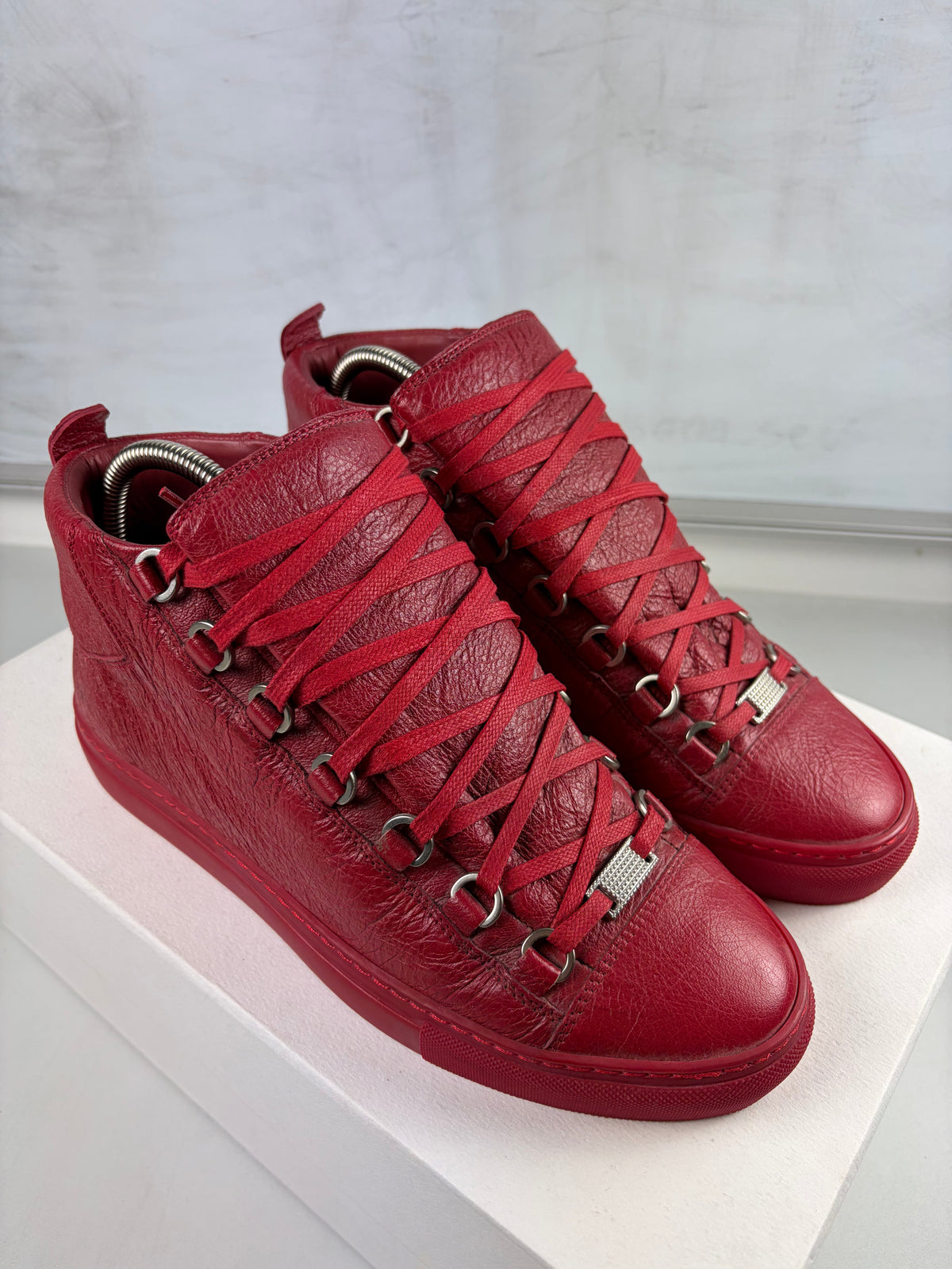 Balenciaga arena high tops - eu 39 / us 6 - red