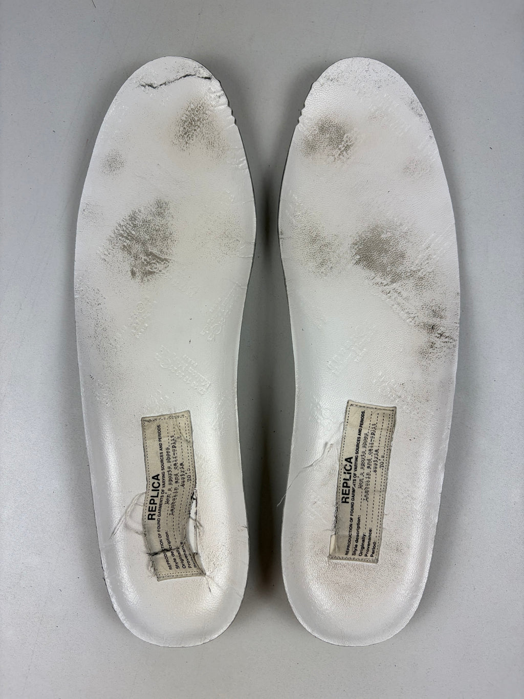 Maison Margiela Replica Black low gats - eu 43.5 / us 10.5 / uk 9.5 - black