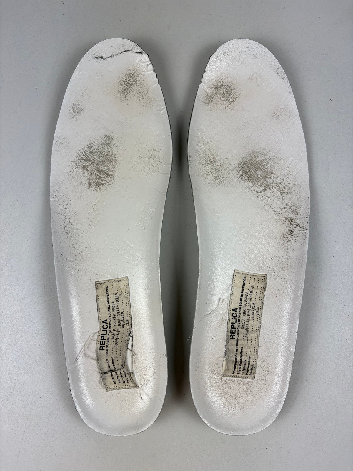 Maison Margiela Replica Black low gats - eu 43.5 / us 10.5 / uk 9.5 - black