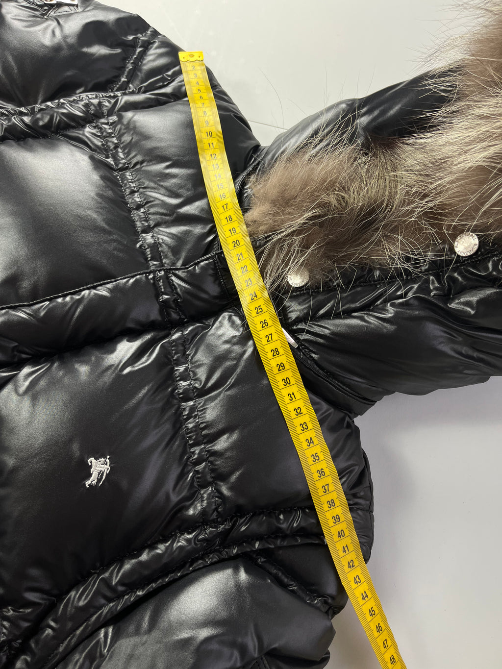 00’s BURBERRY made in Japan real fur down jacket (M/L) - black