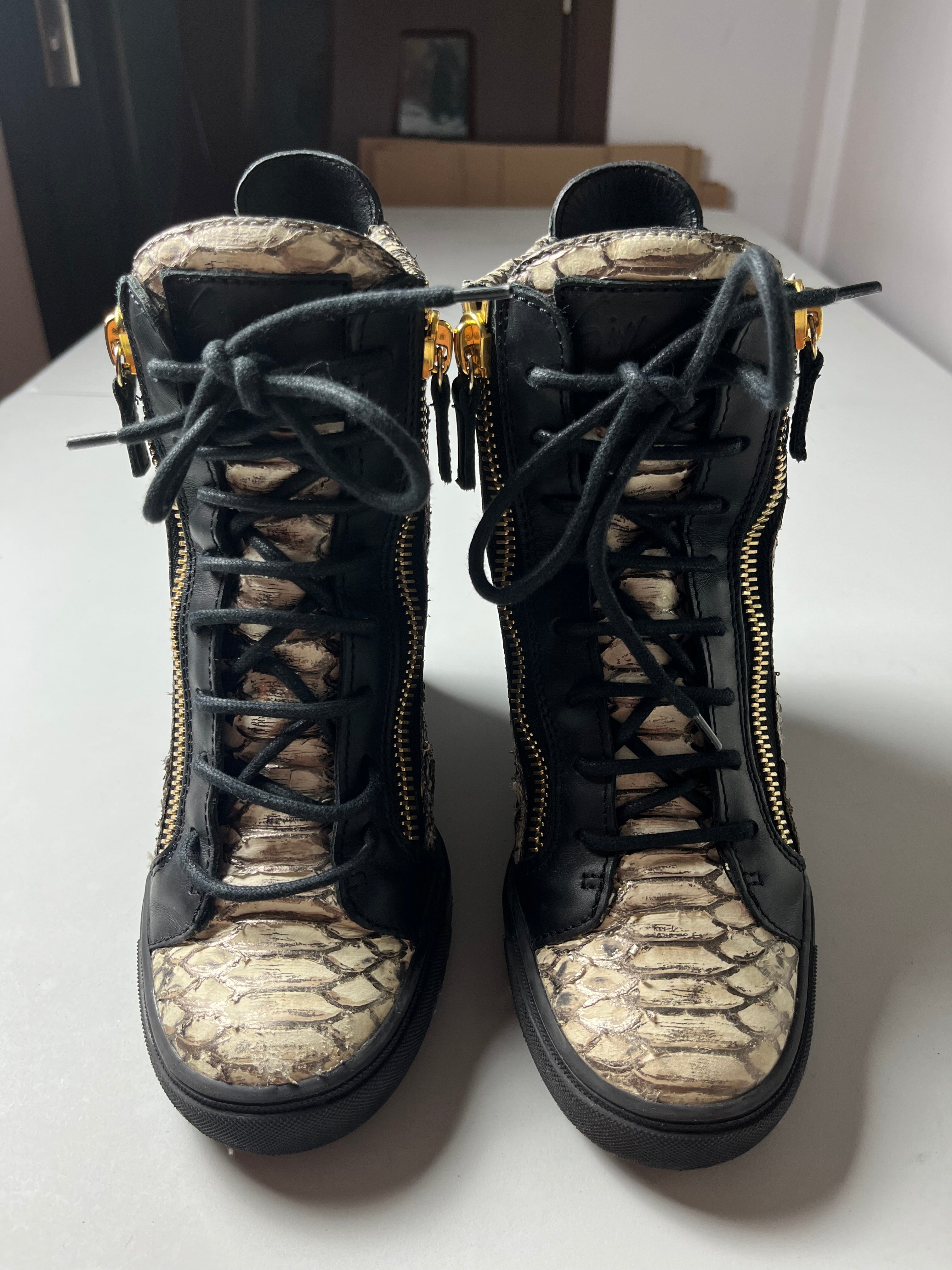 Giuseppe Zanotti Coby python embossed leather wedge sneakers - Eu 38