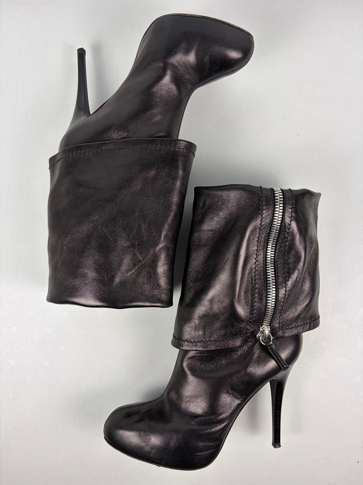Giuseppe Zanotti fold-over zip boots - eu 37.5 / us 7.5 / uk 4.5 - black