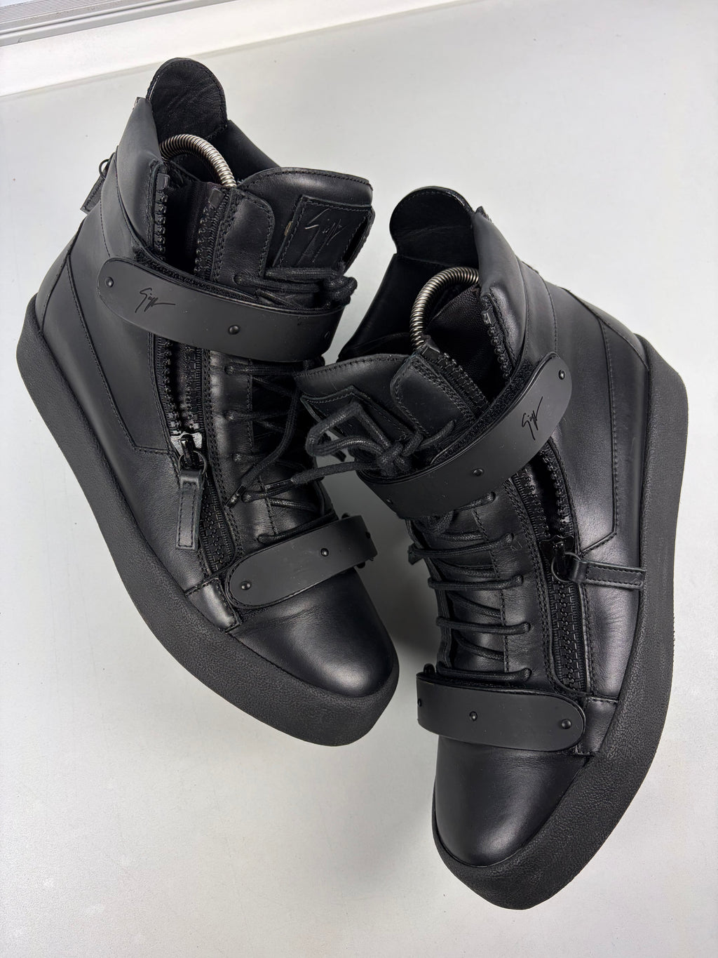 Giuseppe Zanotti 'Coby' double strap high tops - eu 44 / us 11 / uk 10 - triple black