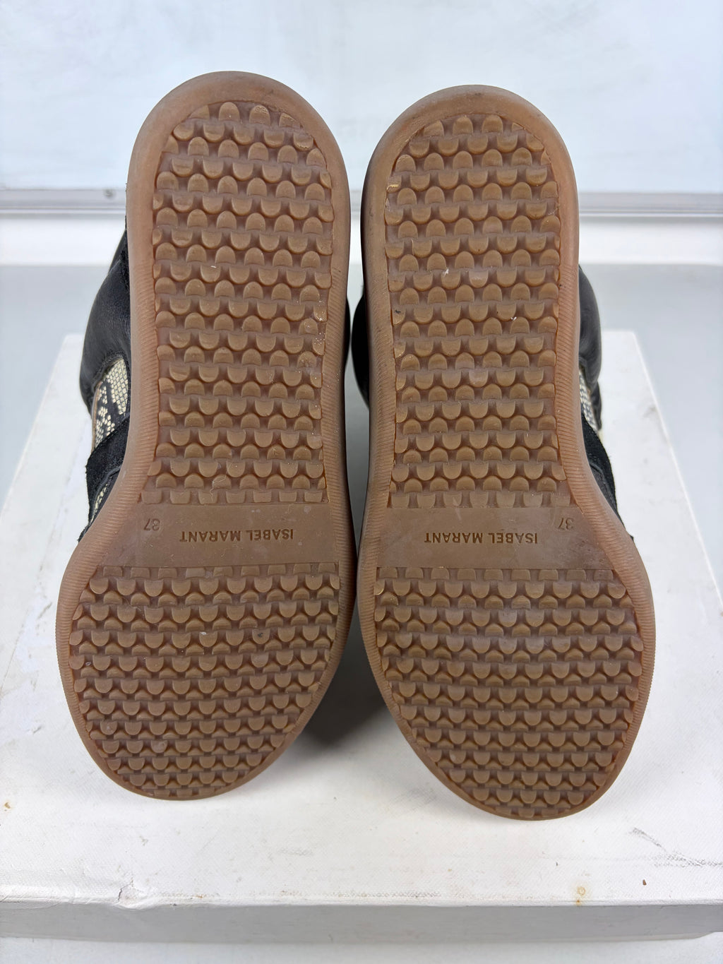 Isabel Marant Bonny python-print wedge sneakers - eu 37 / us 7 / uk 4 - black & gold