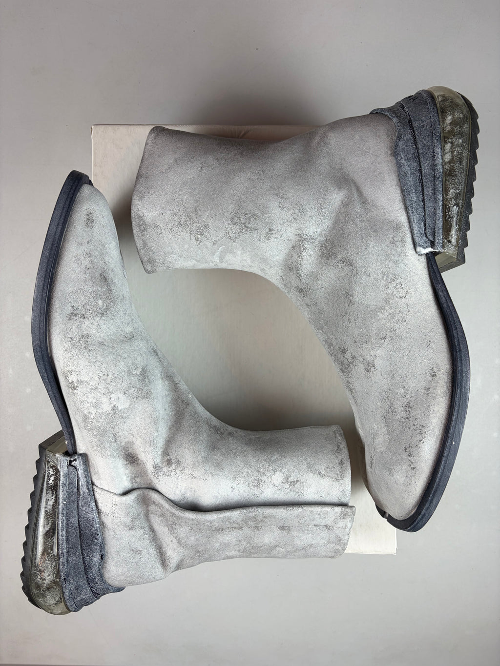 Maison Margiela Tabi Airbag painted leather boots - eu 44 / us 11 / uk 10 - grey - brand new