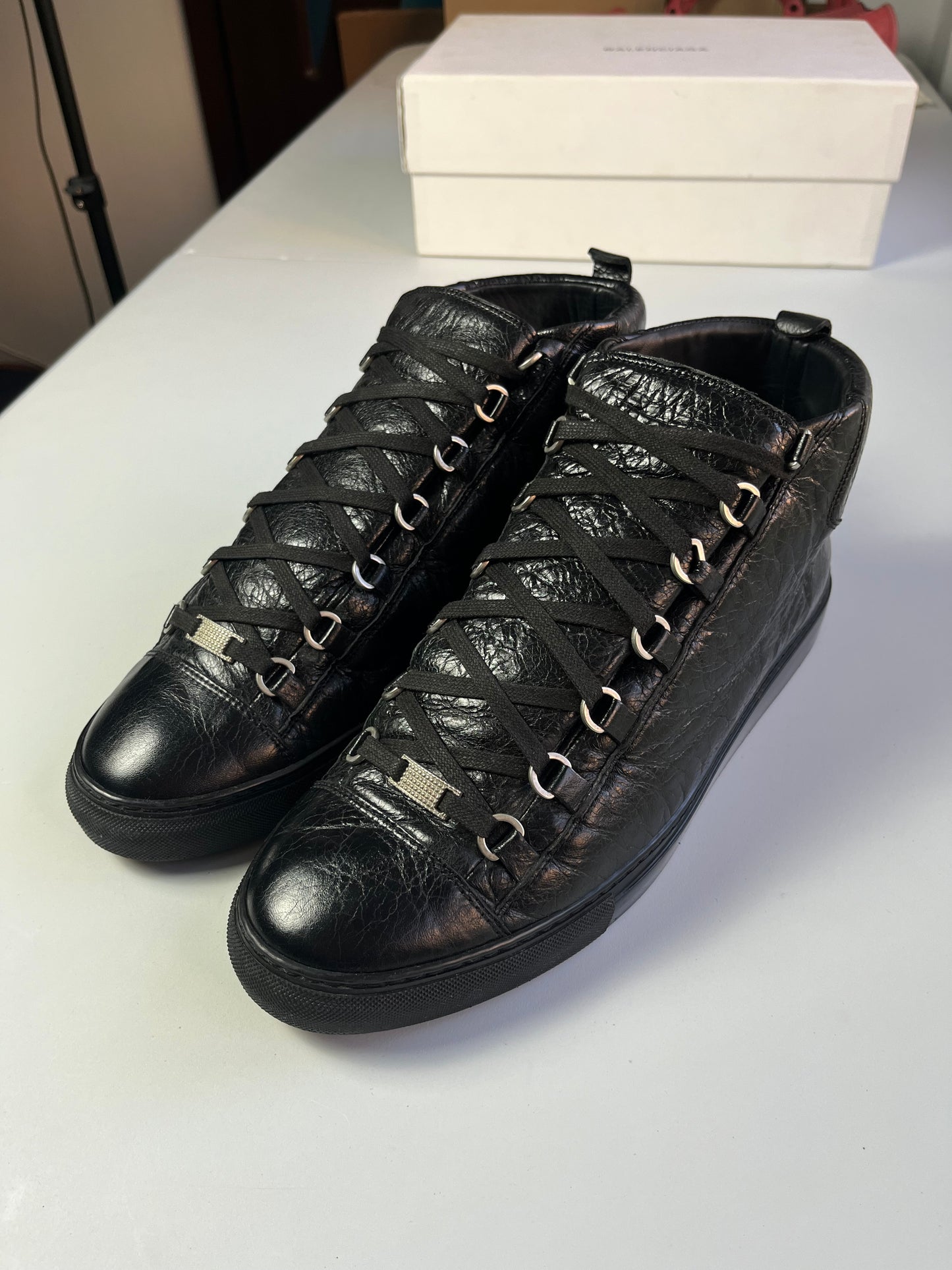 Balenciaga arena high tops - eu 45 - black