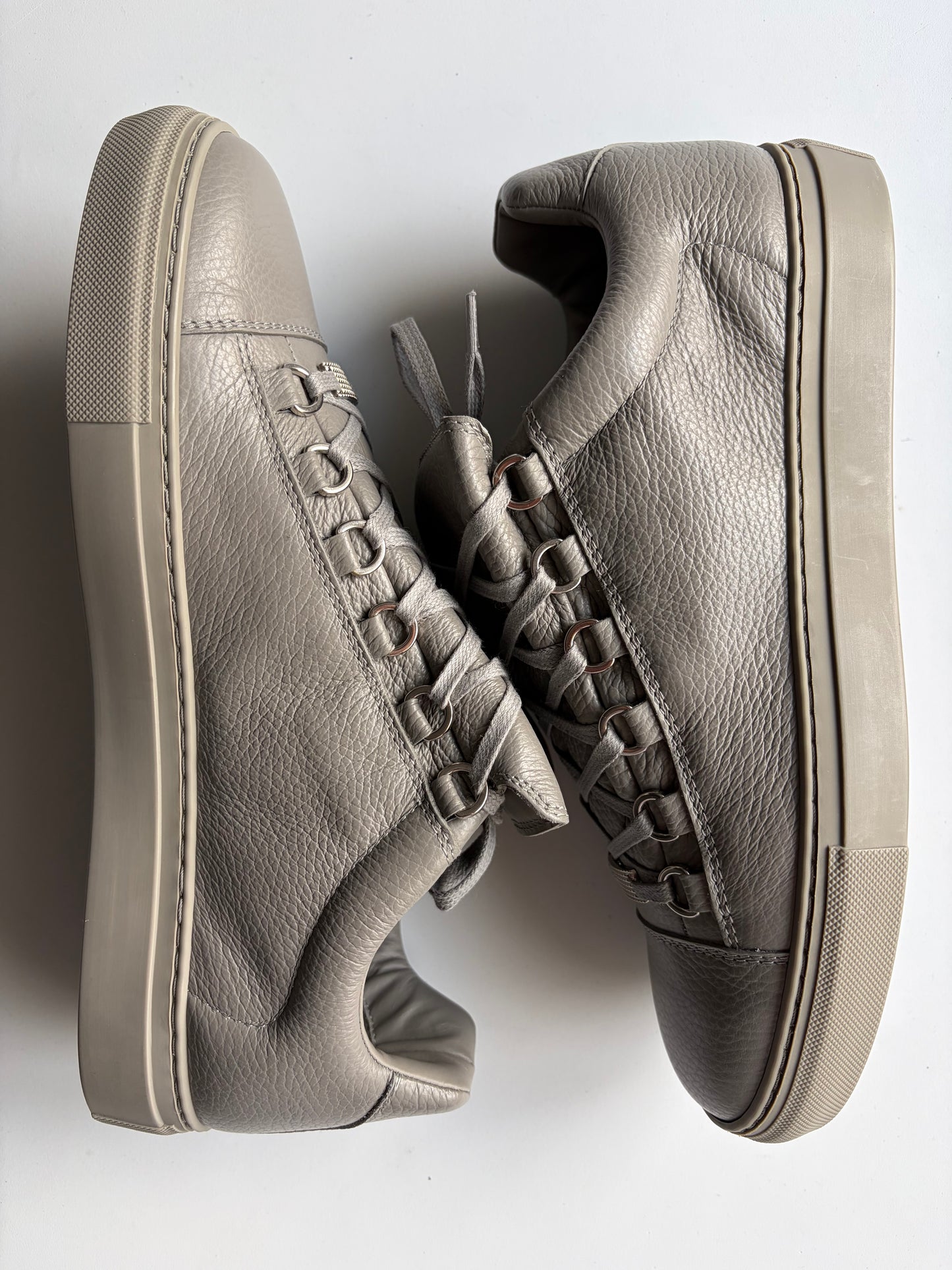 Balenciaga arena low - eu 41 - grey (brand new)