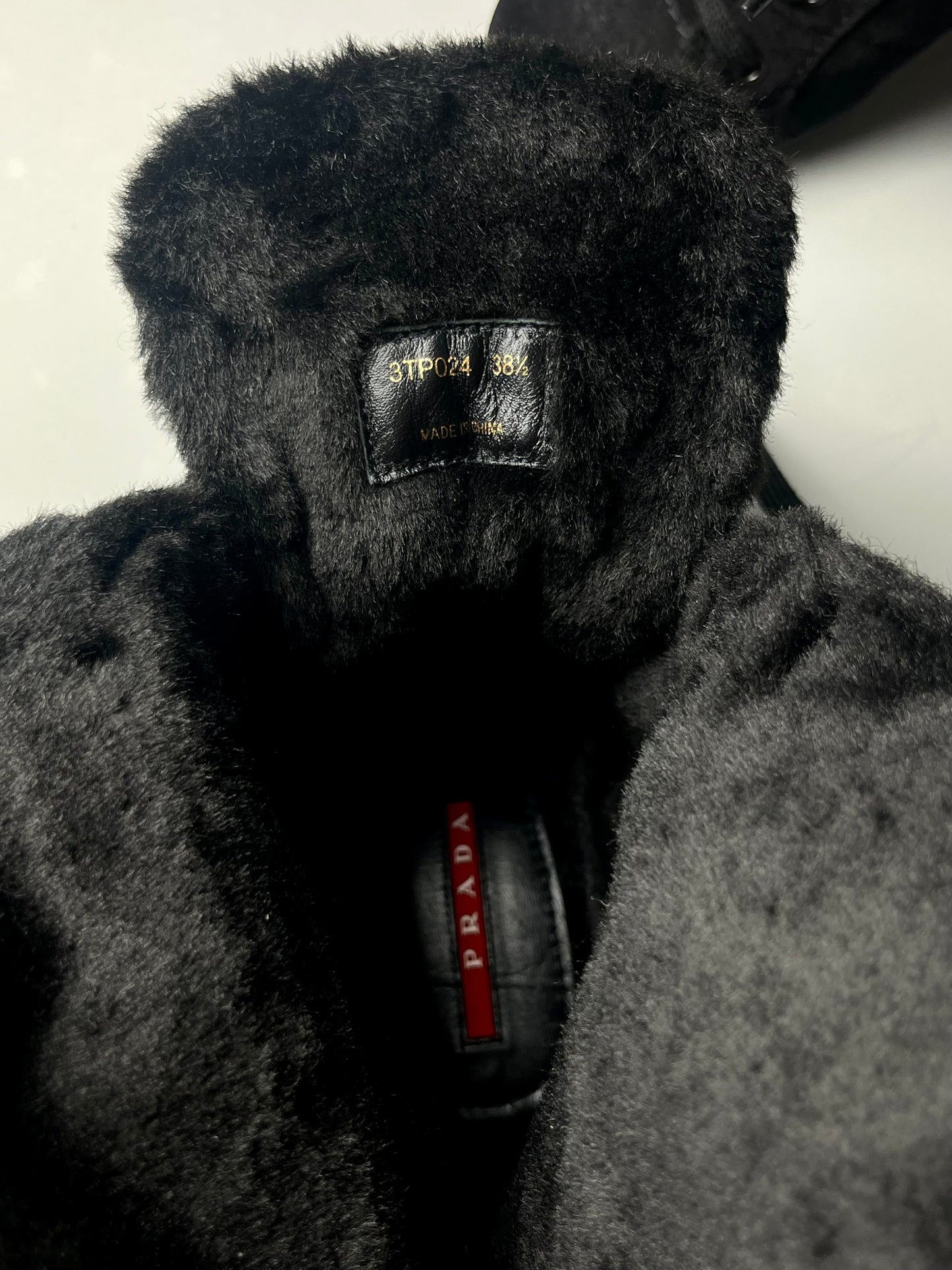 00’s PRADA suede & fur high boots - EU 38.5 - black