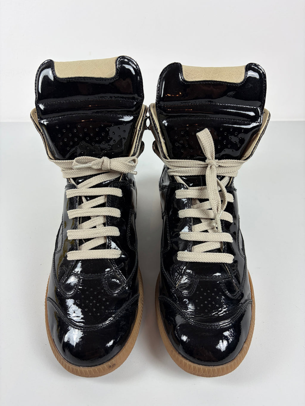 2009 Maison Martin Margiela black patent leather high-top sneakers - eu 40