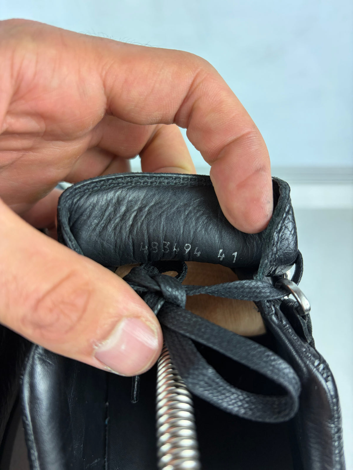 Balenciaga arena low - eu 41 / us 8 / uk 7 - black