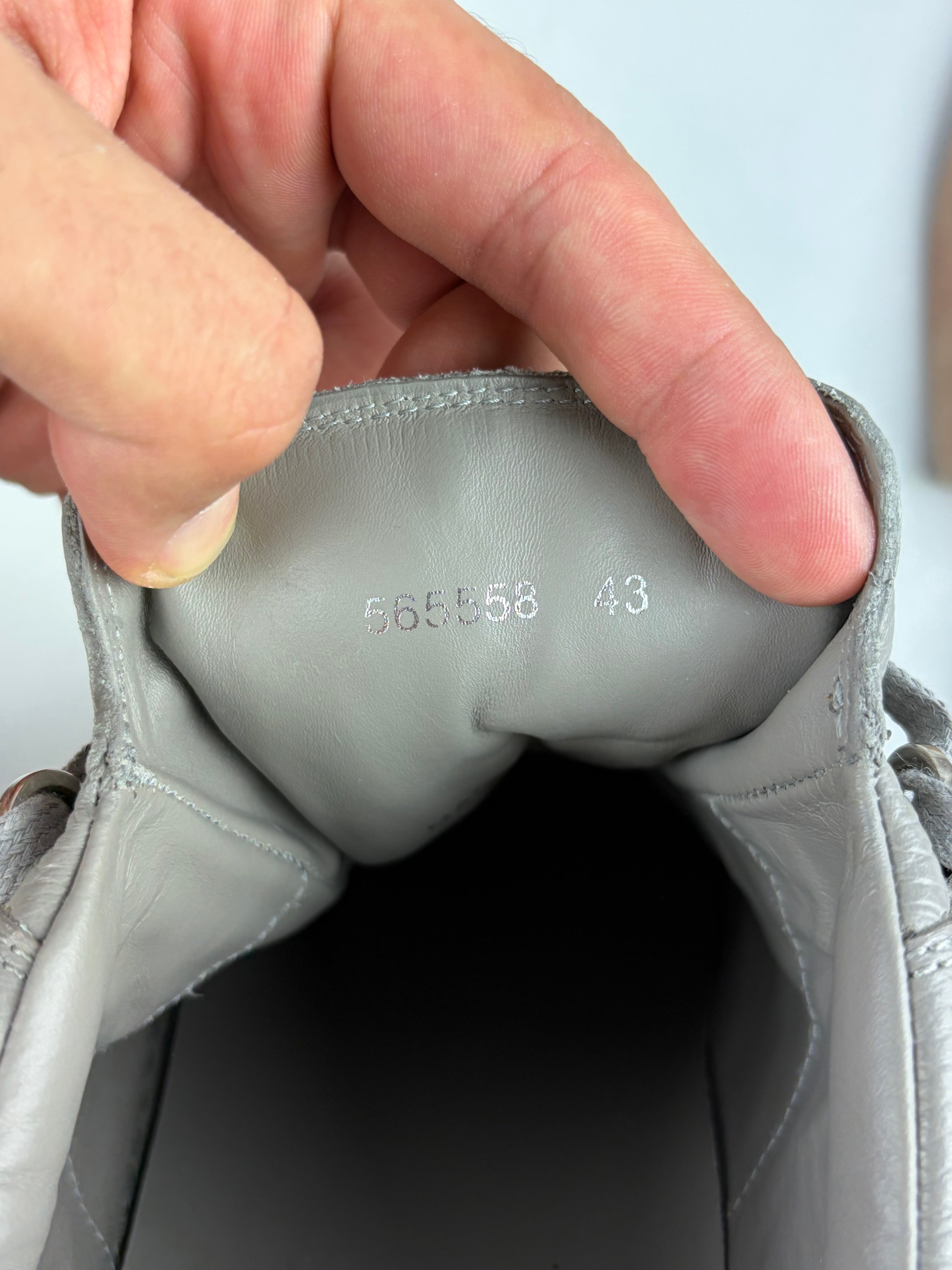 Balenciaga arena low - eu 43 / us 10 - grey