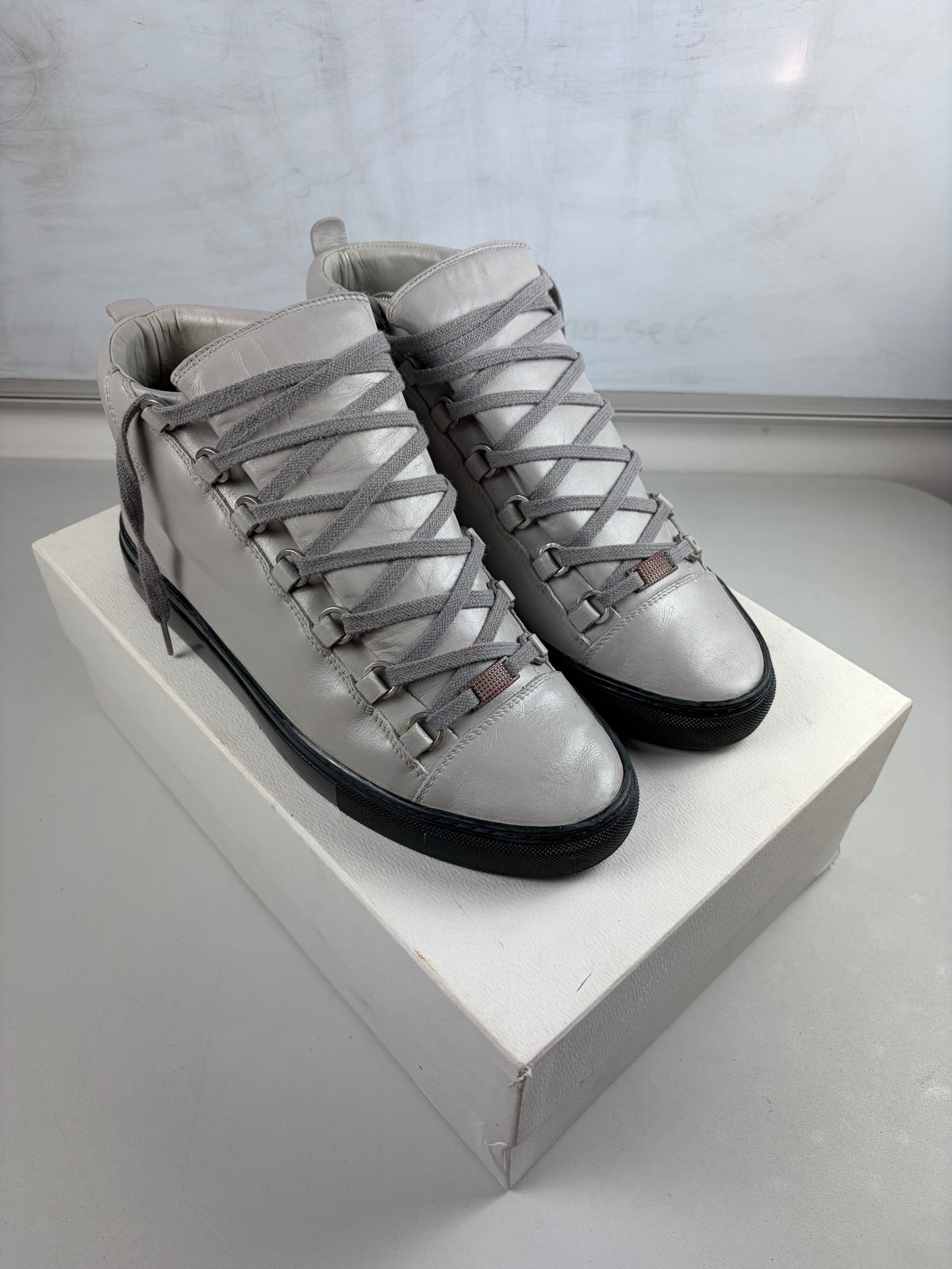 Balenciaga arena high tops - eu 42 / us 9 - white