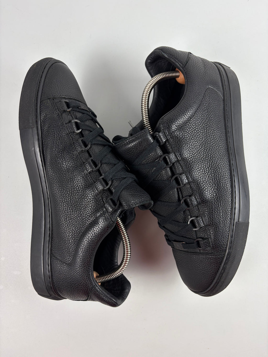 Balenciaga arena low - eu 41 / us 8 - black
