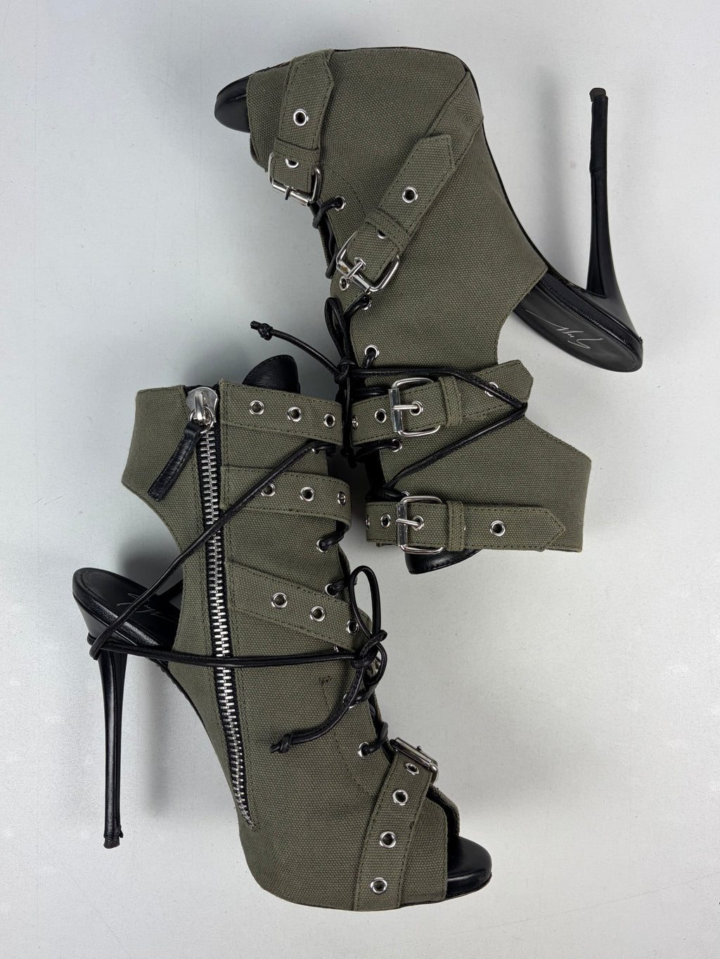 Giuseppe Zanotti ‘Coline’ canvas buckle peep-toe ankle boots - eu 40 / us 10 / uk 7 - military green