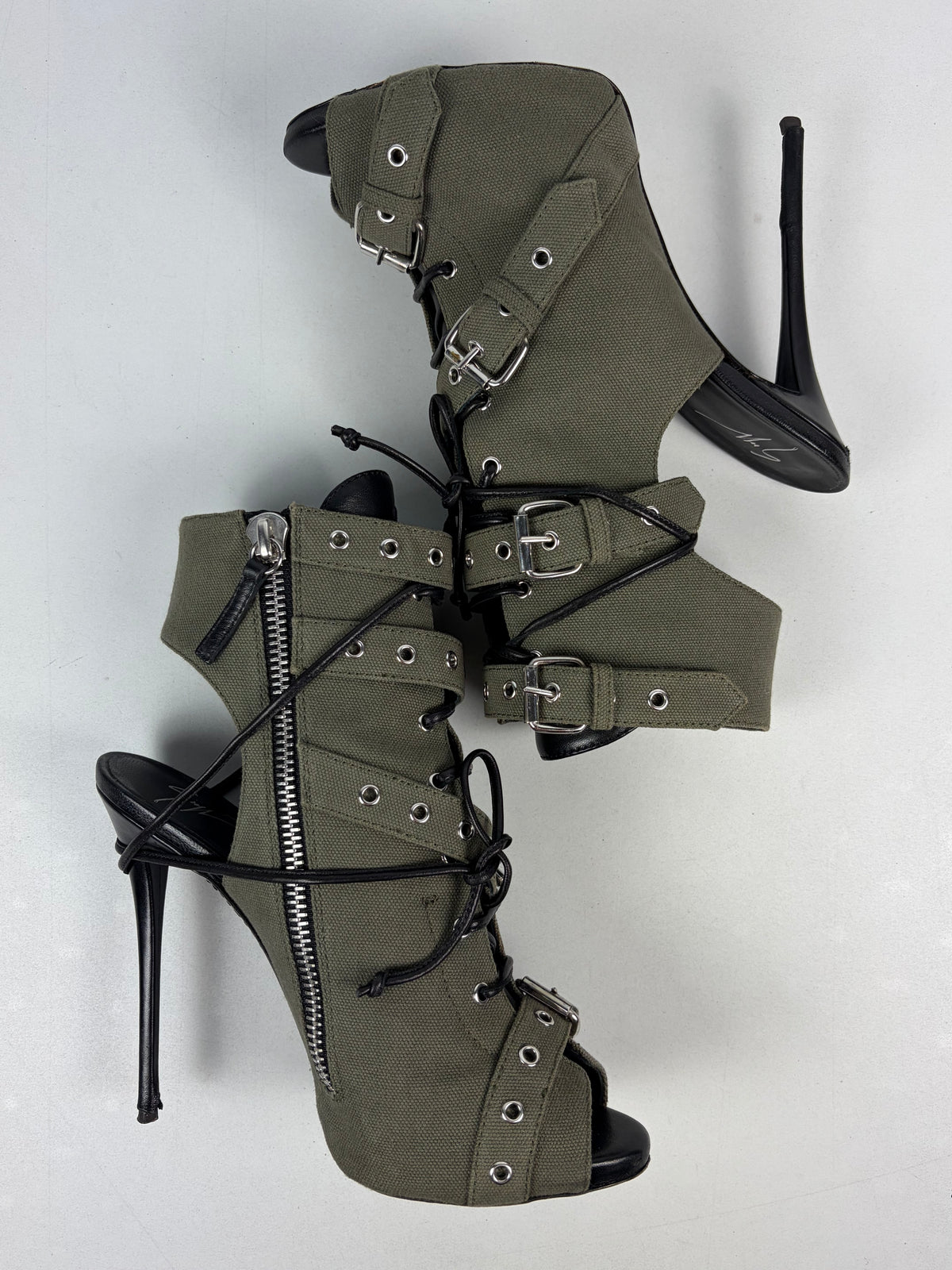 Giuseppe Zanotti ‘Coline’ canvas buckle peep-toe ankle boots - eu 40 / us 10 / uk 7 - military green