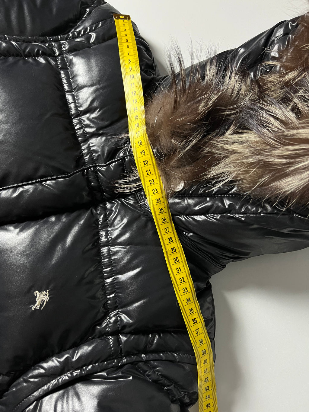 00’s BURBERRY made in Japan real fur down jacket (S/M) - black