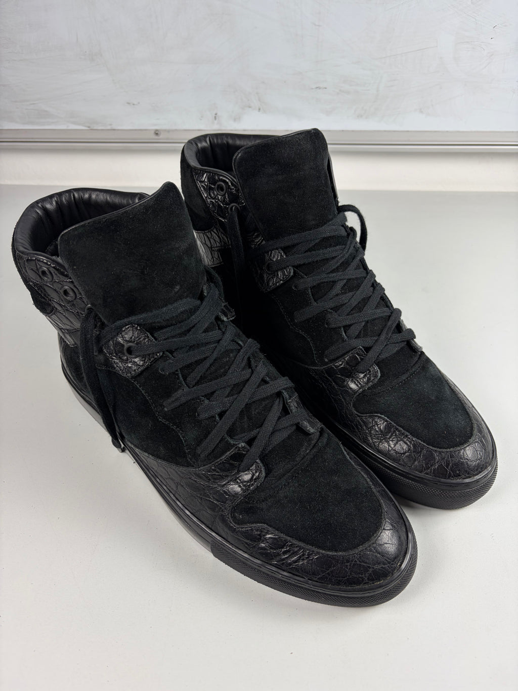 Balenciaga crocodile-embossed leather high tops - eu 44 / us 11 - black